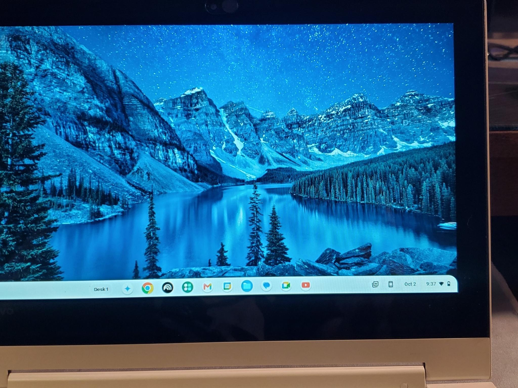 Lenovo IdeaPad C330 2-in-1 Touchscreen Chromebook 11.6" w/ Charger