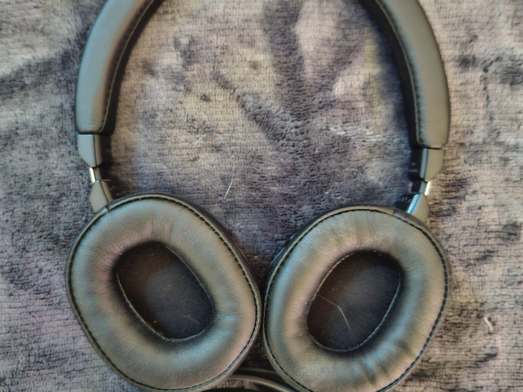 Audio-Technica ATH-SR5 On-Ear Headphones