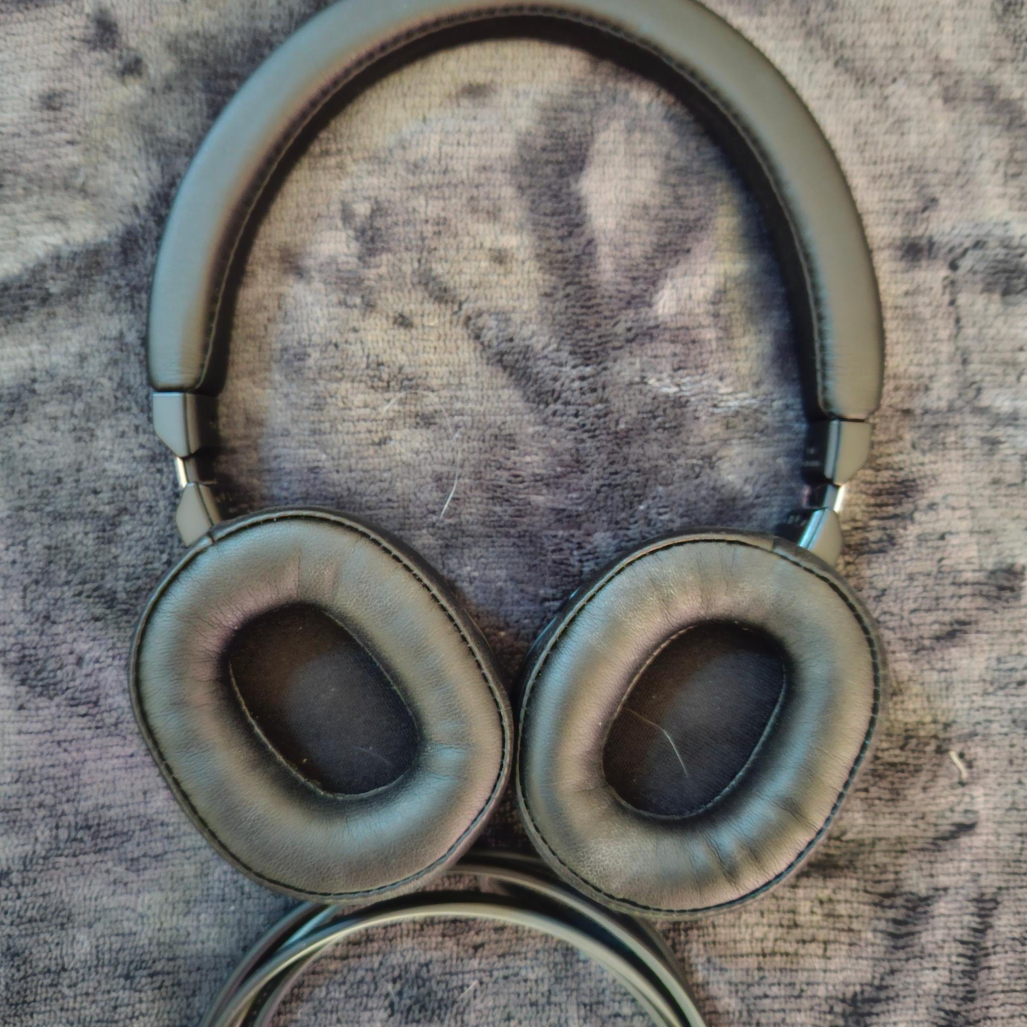 Audio-Technica ATH-SR5 On-Ear Headphones
