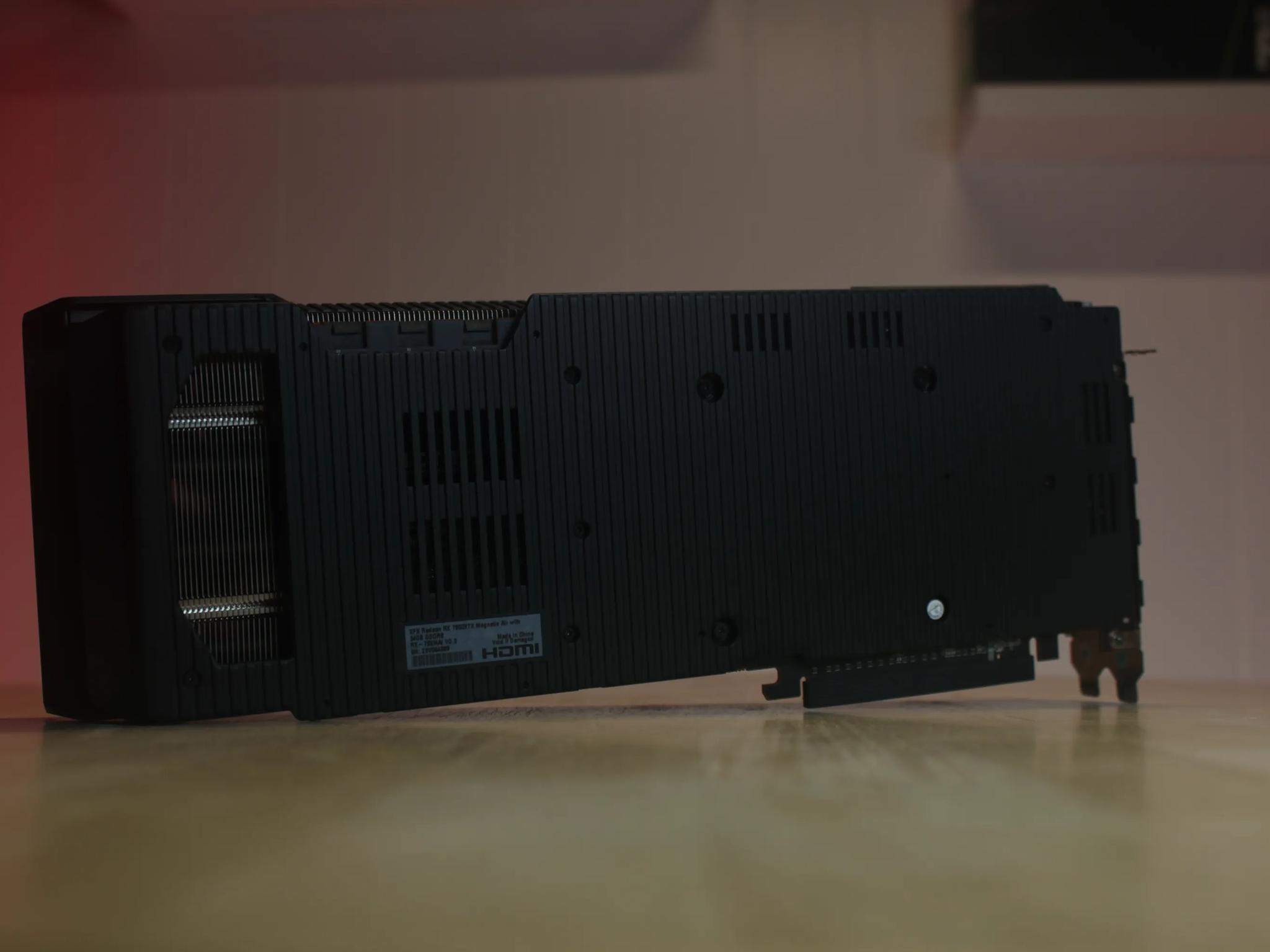 XFX RX 7900 XTX 24GB Mercury Magnetic Air OC