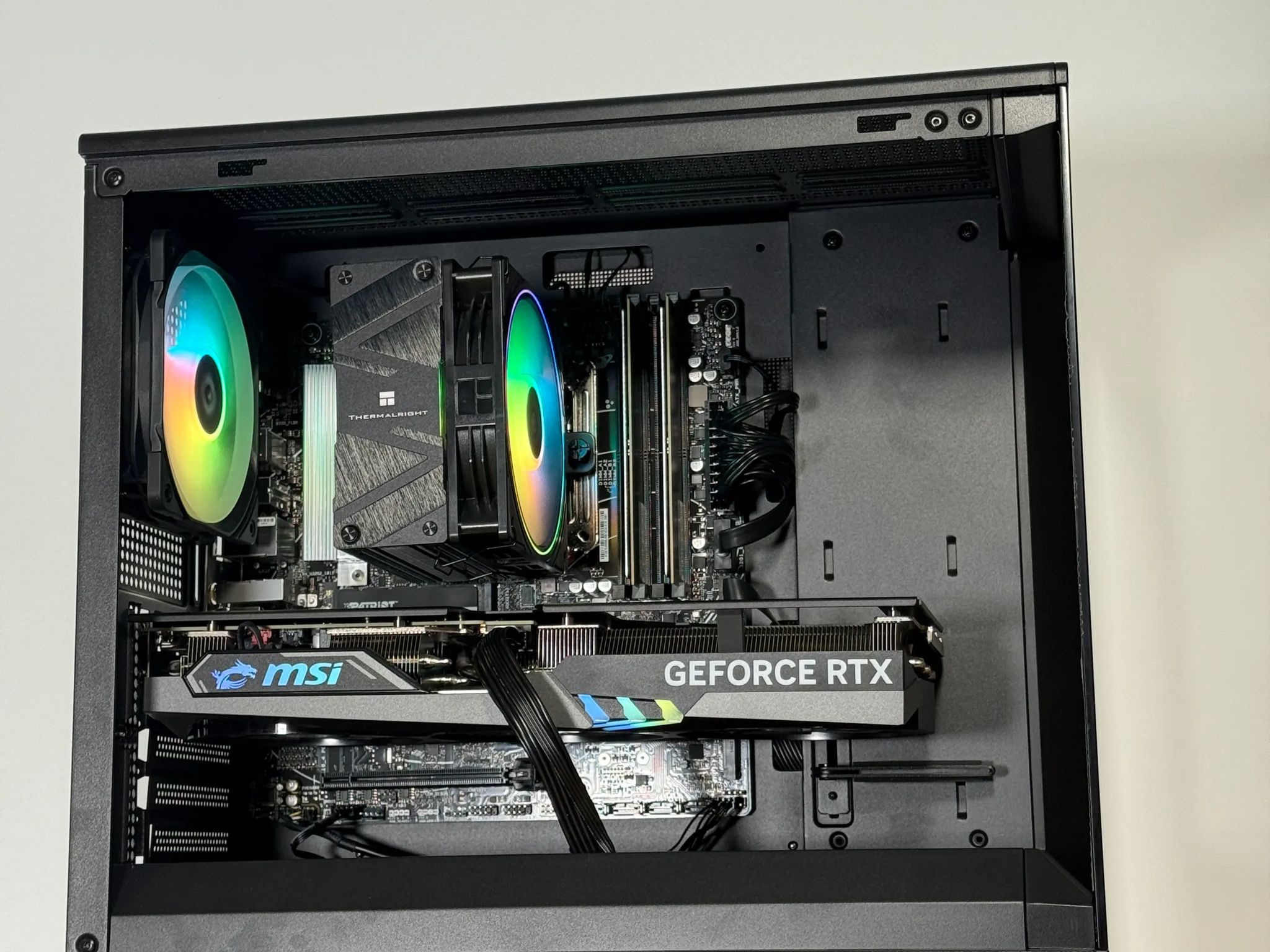 RTX 4070 Ryzen 5 7600x Gaming PC