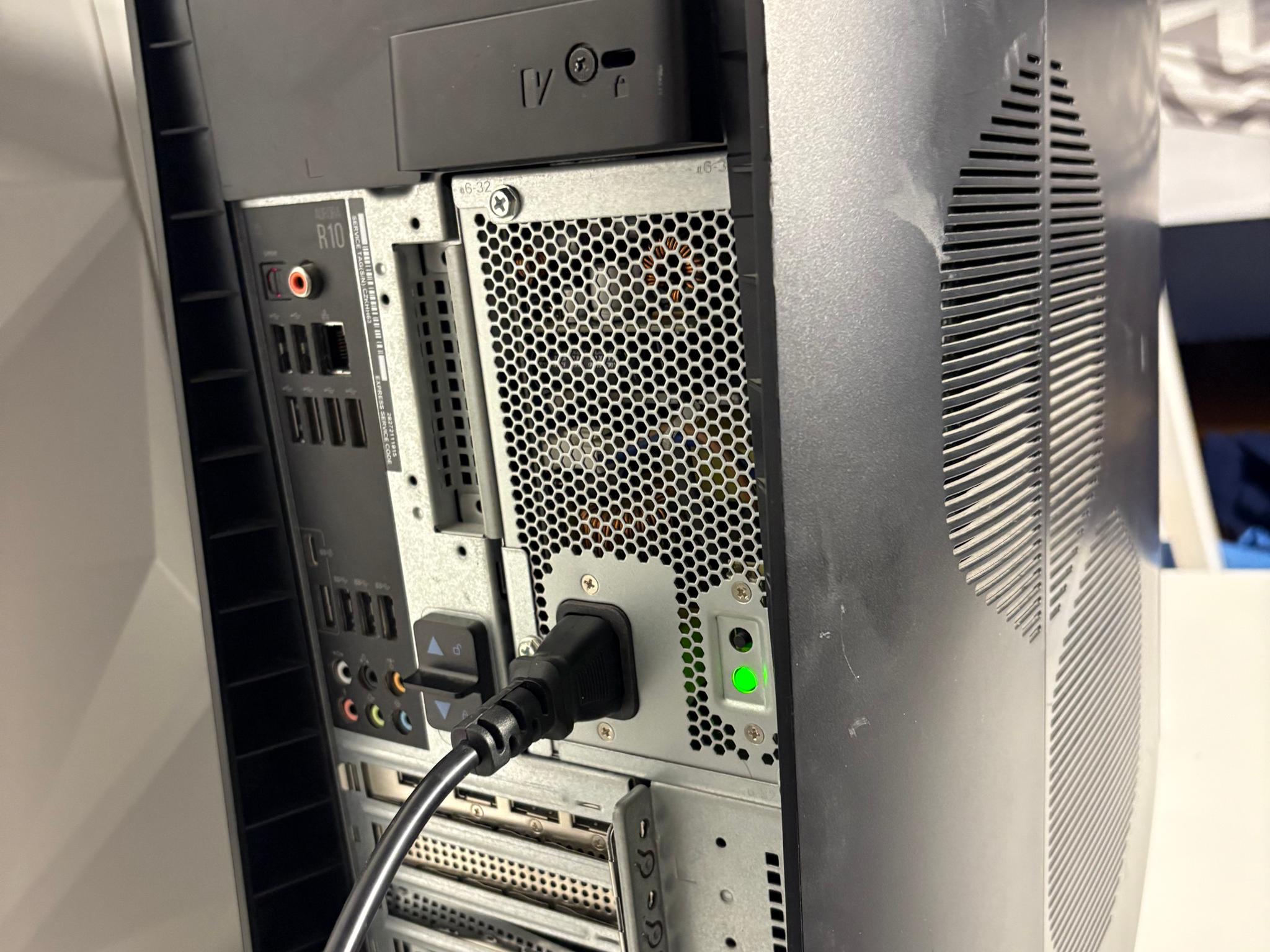 😡💢 //Alienware// 💢😡 - Ryzen 7 3700X, RTX 3070, 1TB SSD, 16GB DDR4 by EXT PC