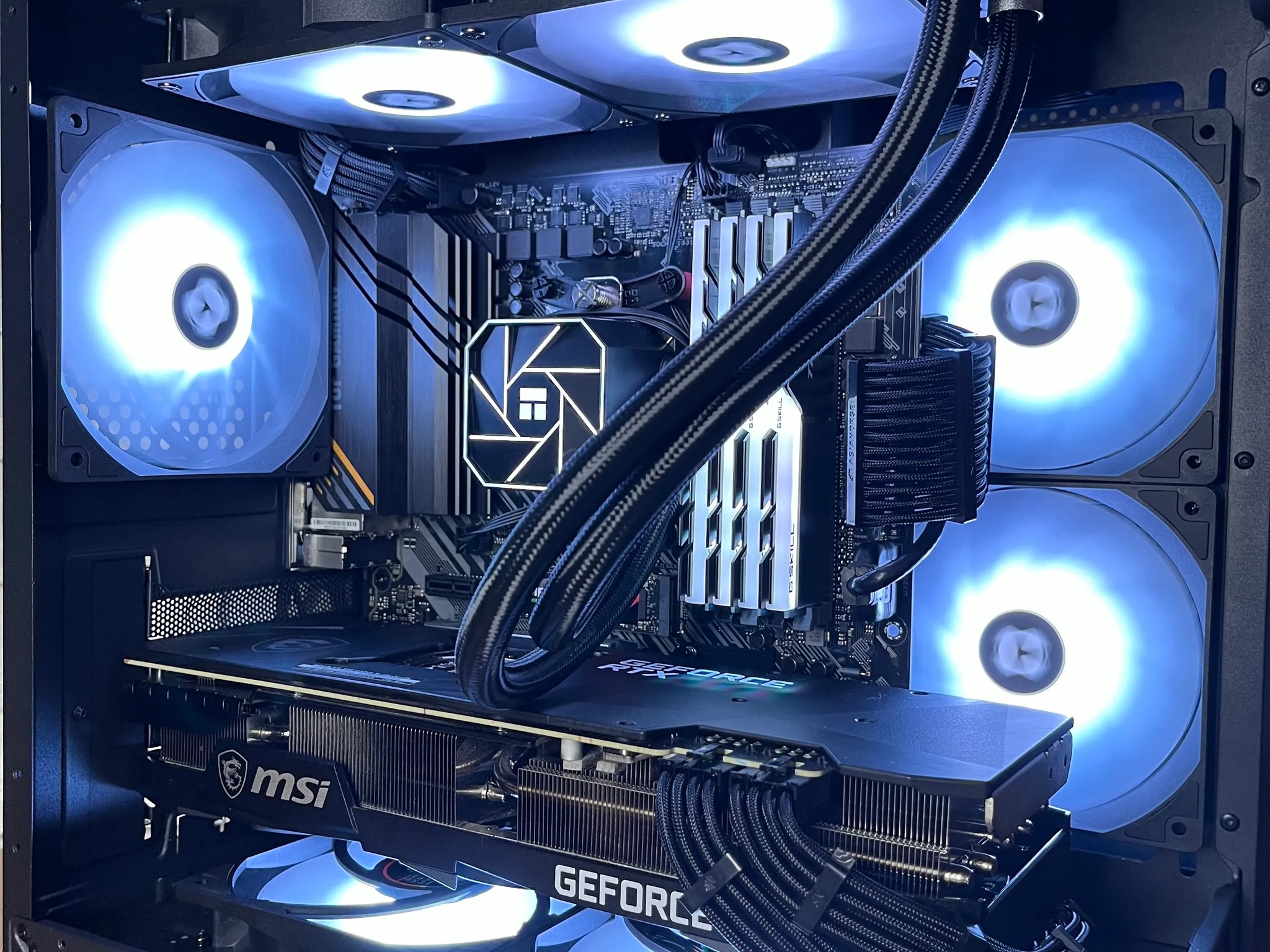 Clone 1 - Custom Gaming PC - RTX 3080 / R5 5600G / 32GB DDR4 / 1TB Gen3 NVMe