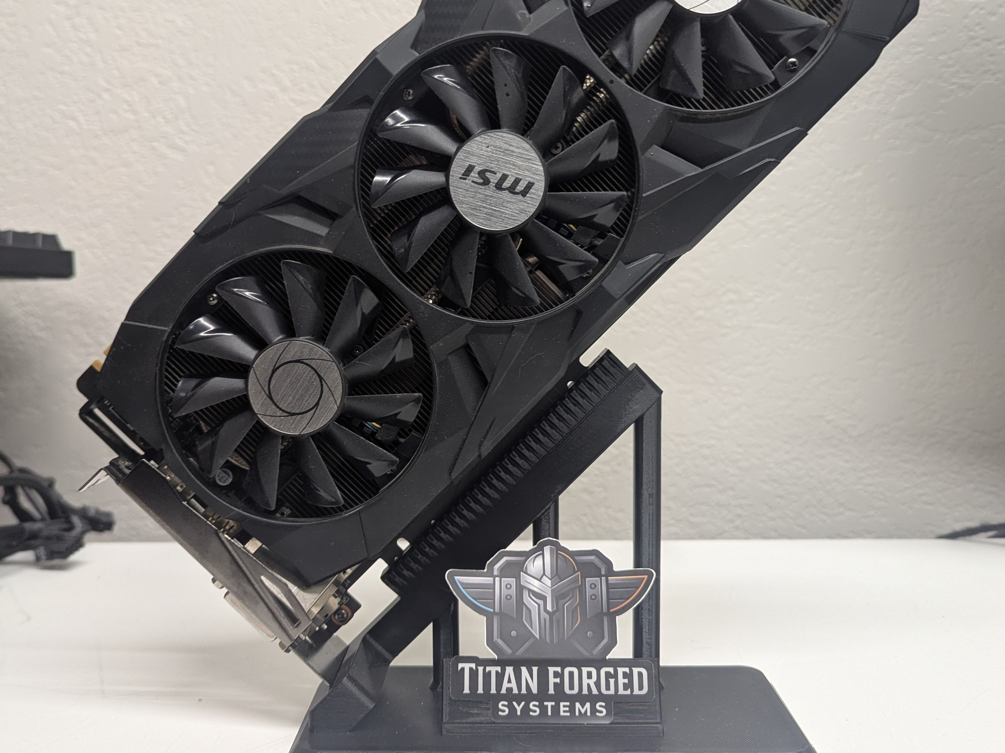 🛡️ MSI GTX 1080 Duke OC 8GB | Triple-Fan Pascal Power