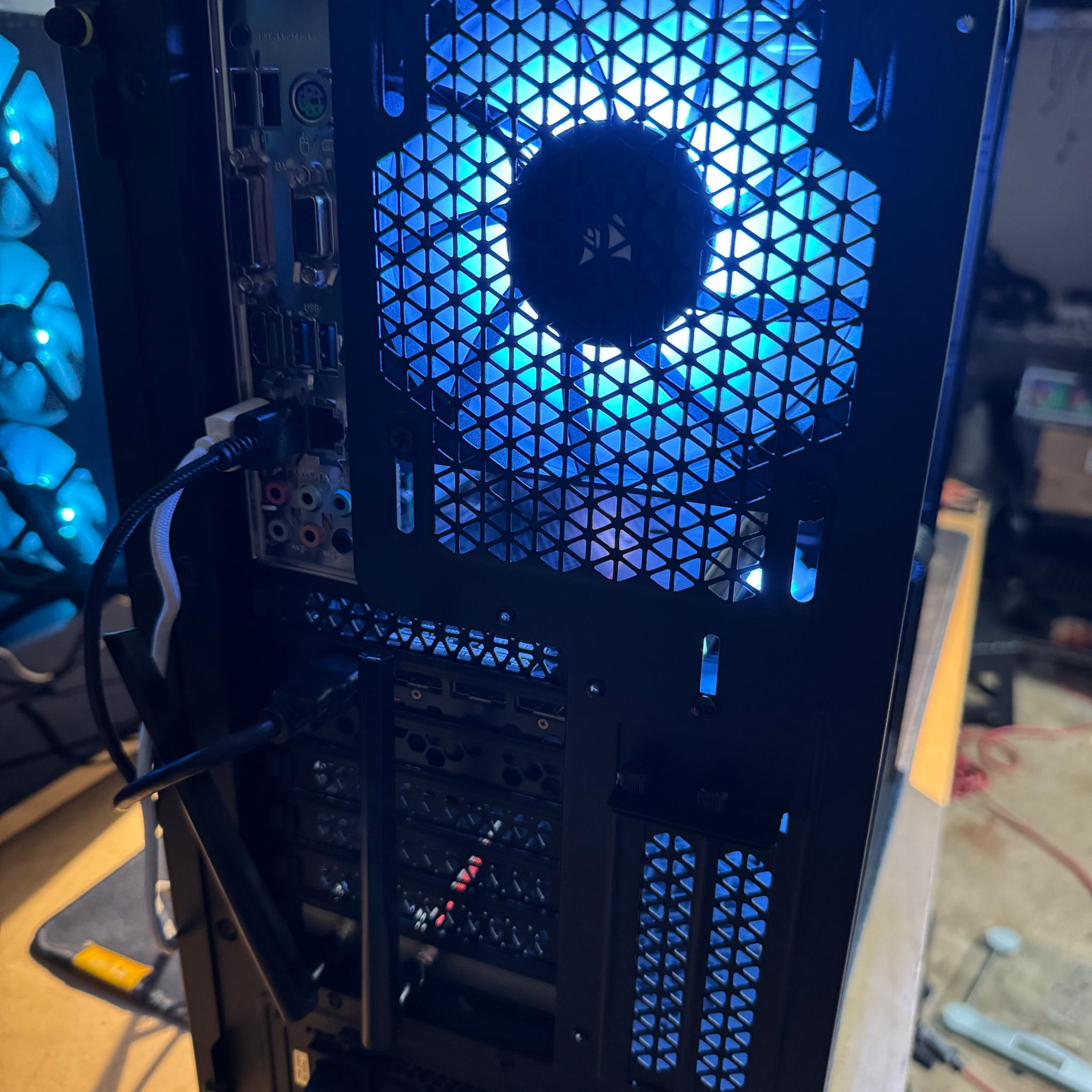 Corsair Gaming PC RTX 3070 with 2 tb nvme