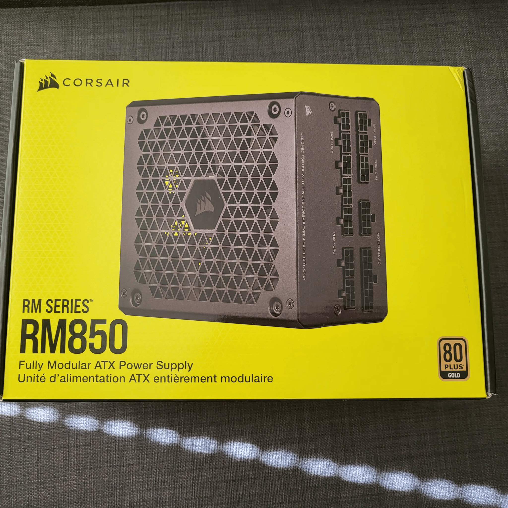 Corsair RM850 PSU Box