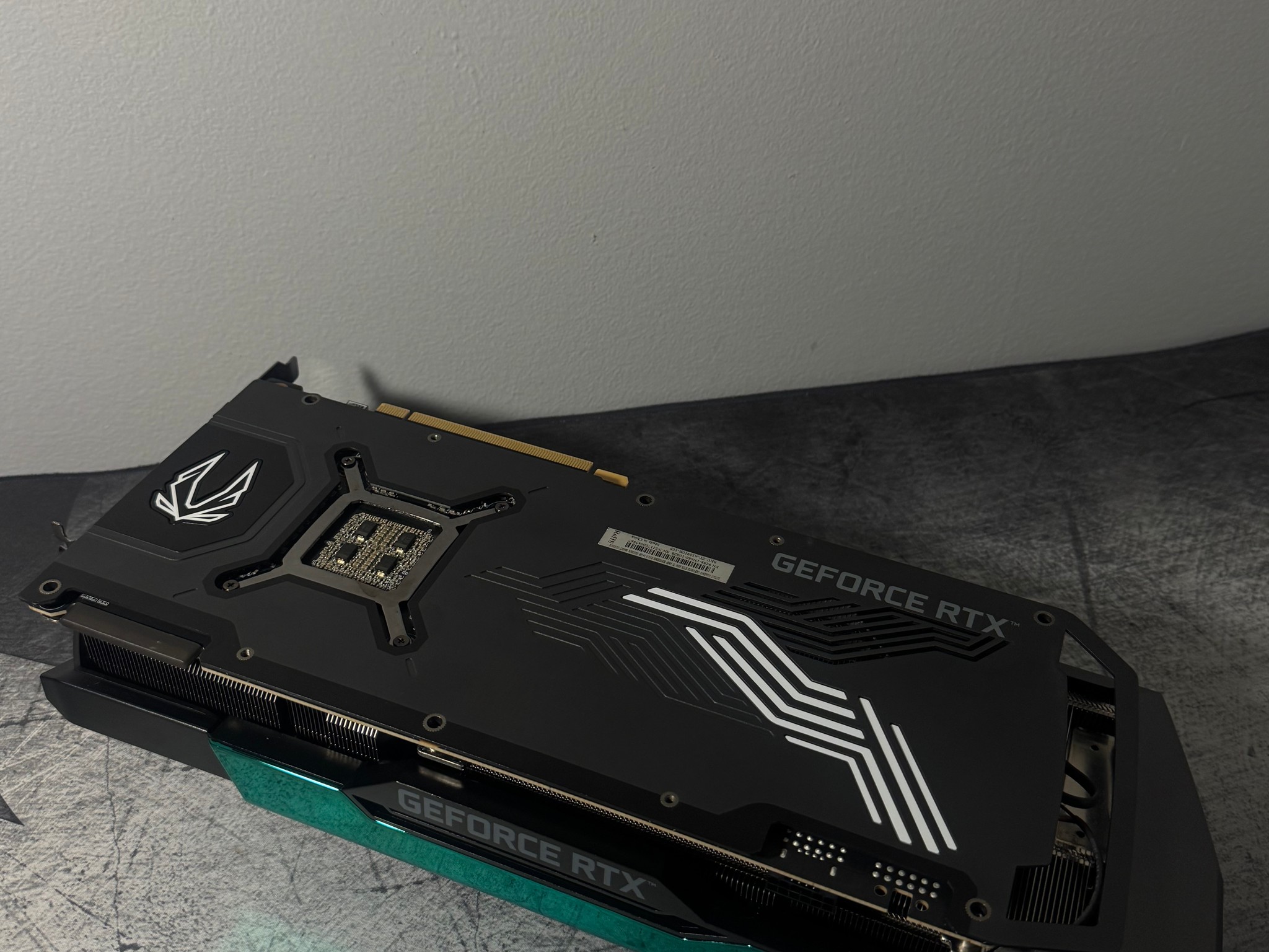 ZOTAC AMP Extreme Holo GeForce RTX 3090 Ti