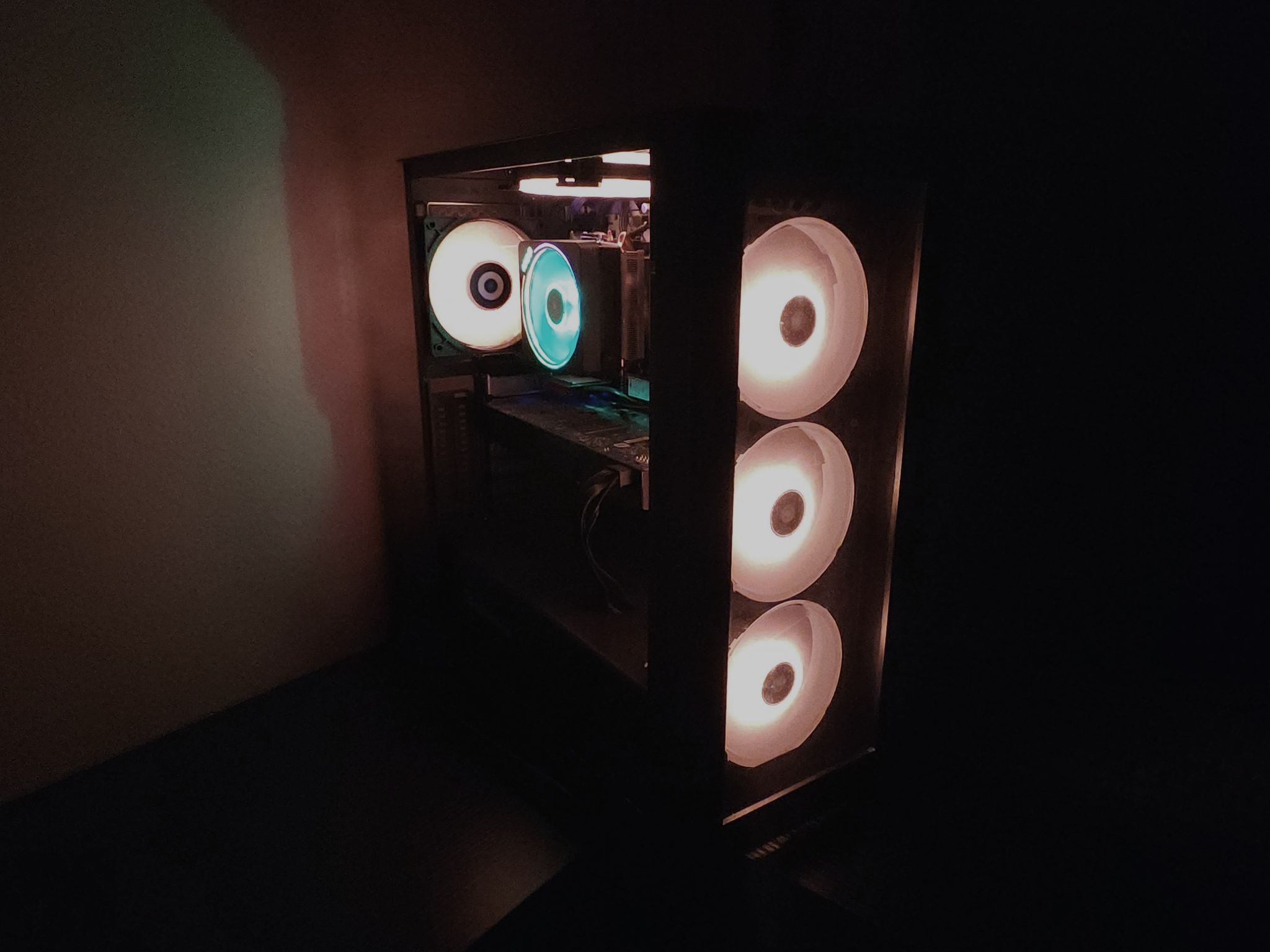 Ryzen 5 5600X Gaming PC – 1TB SSD, 16GB RAM, Wi-Fi 6