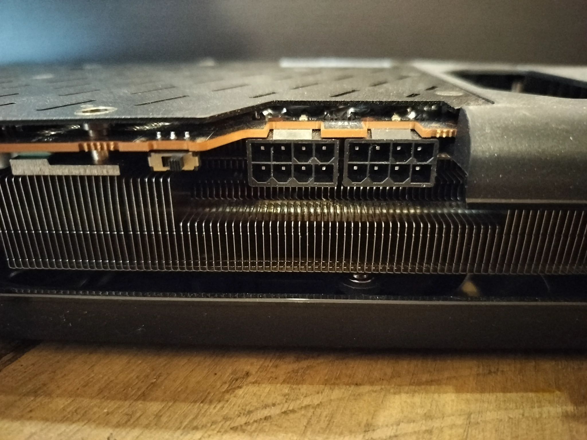 XFX SWFT 319 RX 6800 Graphics Card 16gb