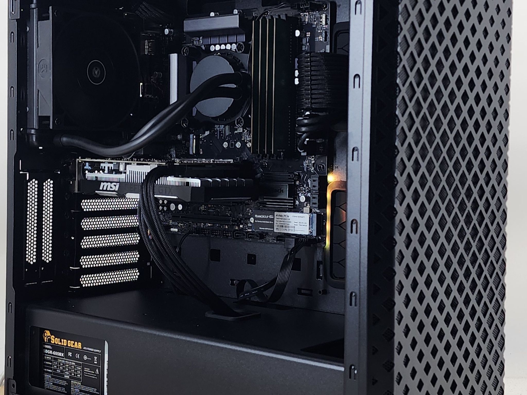 Gaming PC i3-10105F 16GB RAM 512GB SSD + 500GB HDD GTX 1650 4GB Win11 Computer