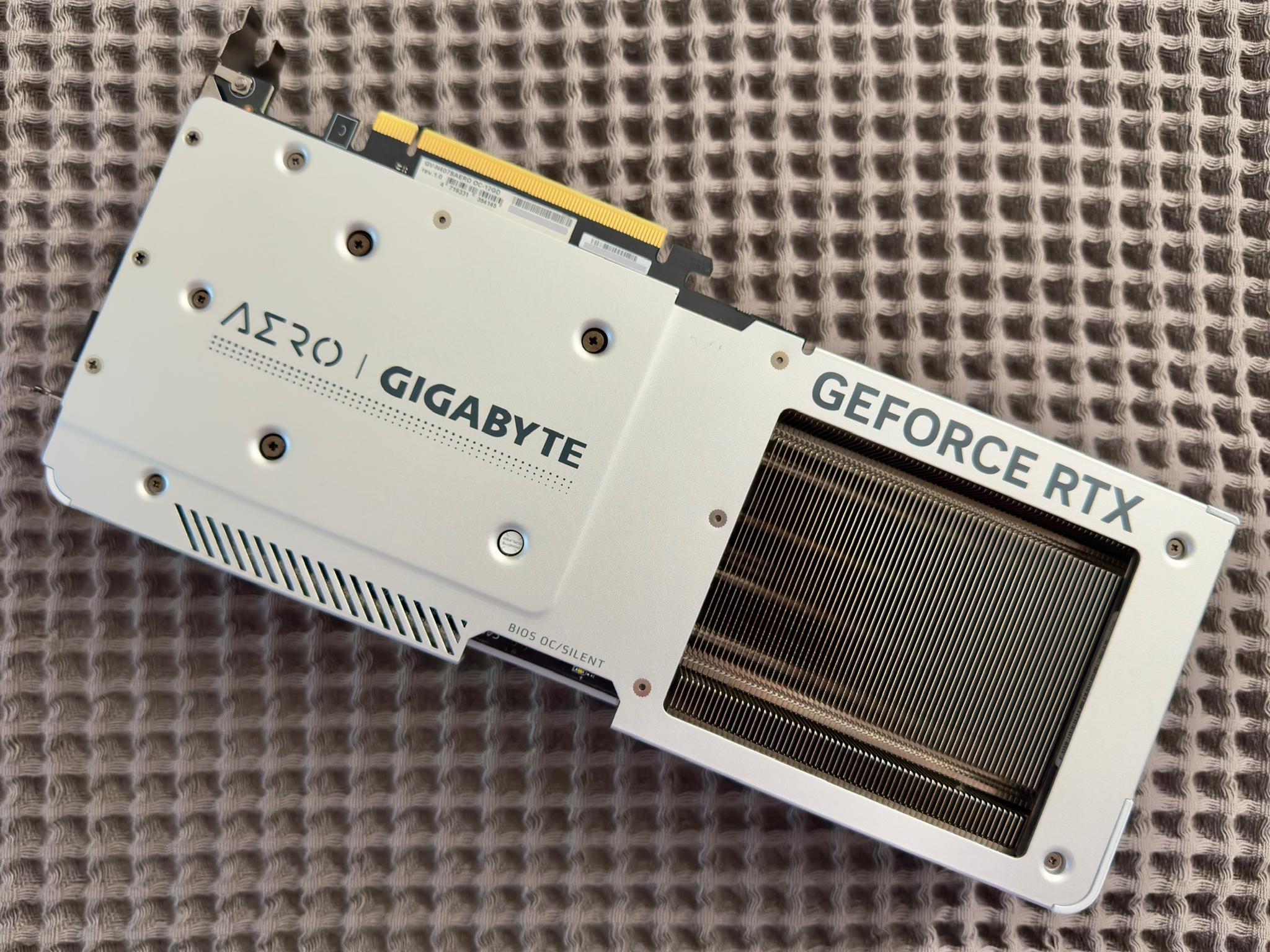 NVIDIA RTX 4070 Super OC (Gigabyte Aero)