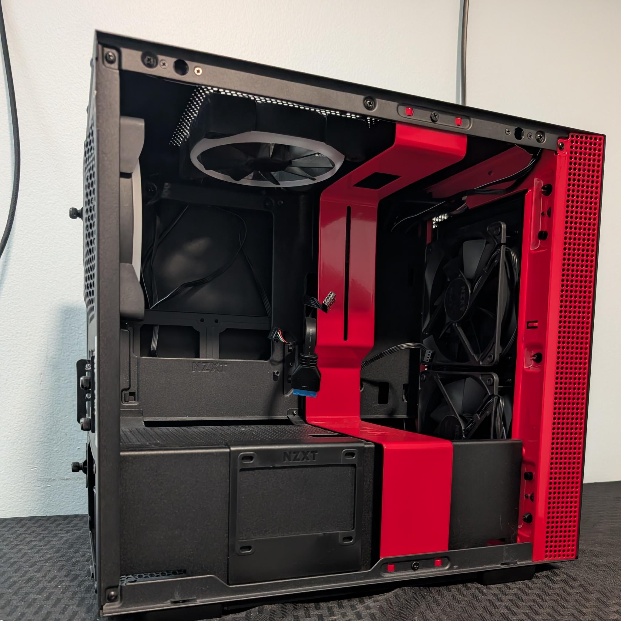 NZXT H210i ITX Case with Fans and Fan Hub