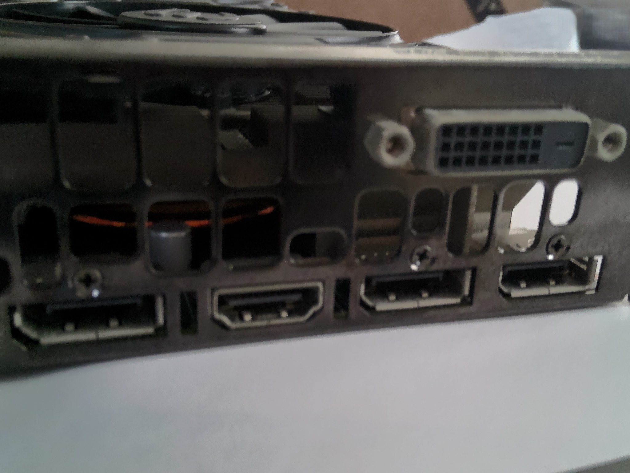 eVgA geforce GTX 1060 3gb ftw+ gaming