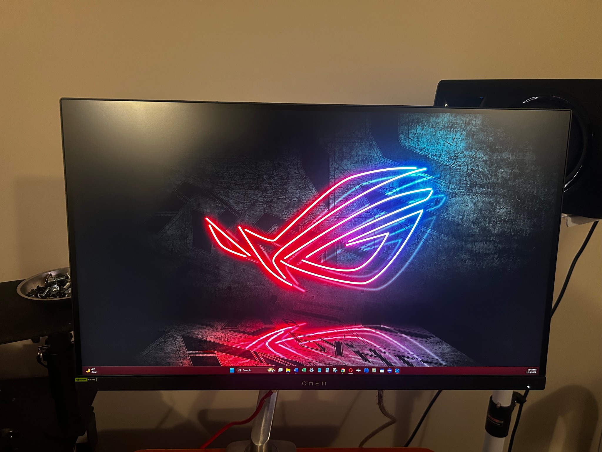 NEW HP OMEN 27" 2K QHD (2560 x 1440) (240hz) Gaming Monitor