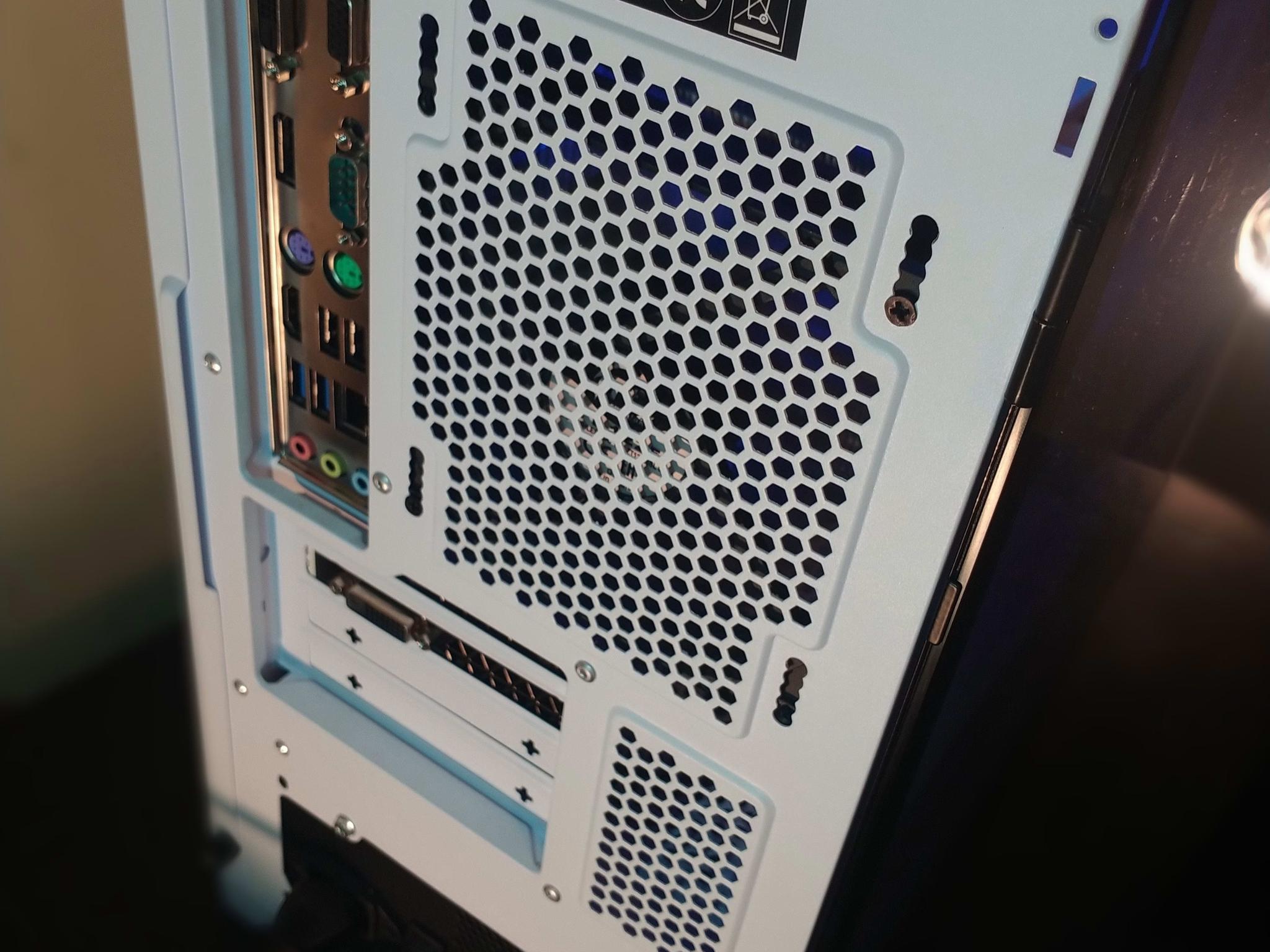 Gtx 1070 i3 10100f gaming pc custom