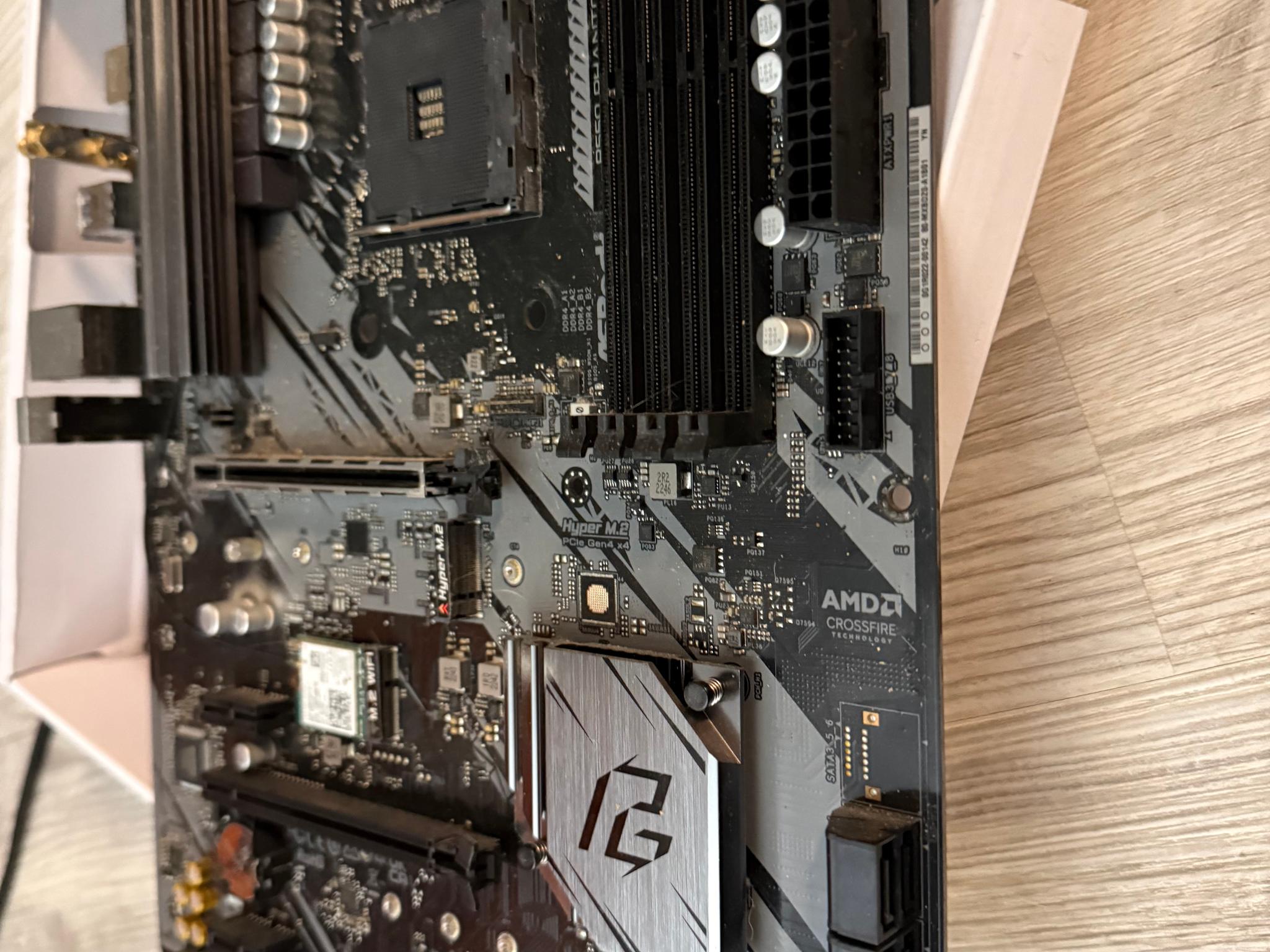 ASRock B550 Phantom Gaming 4/ac - Image 2