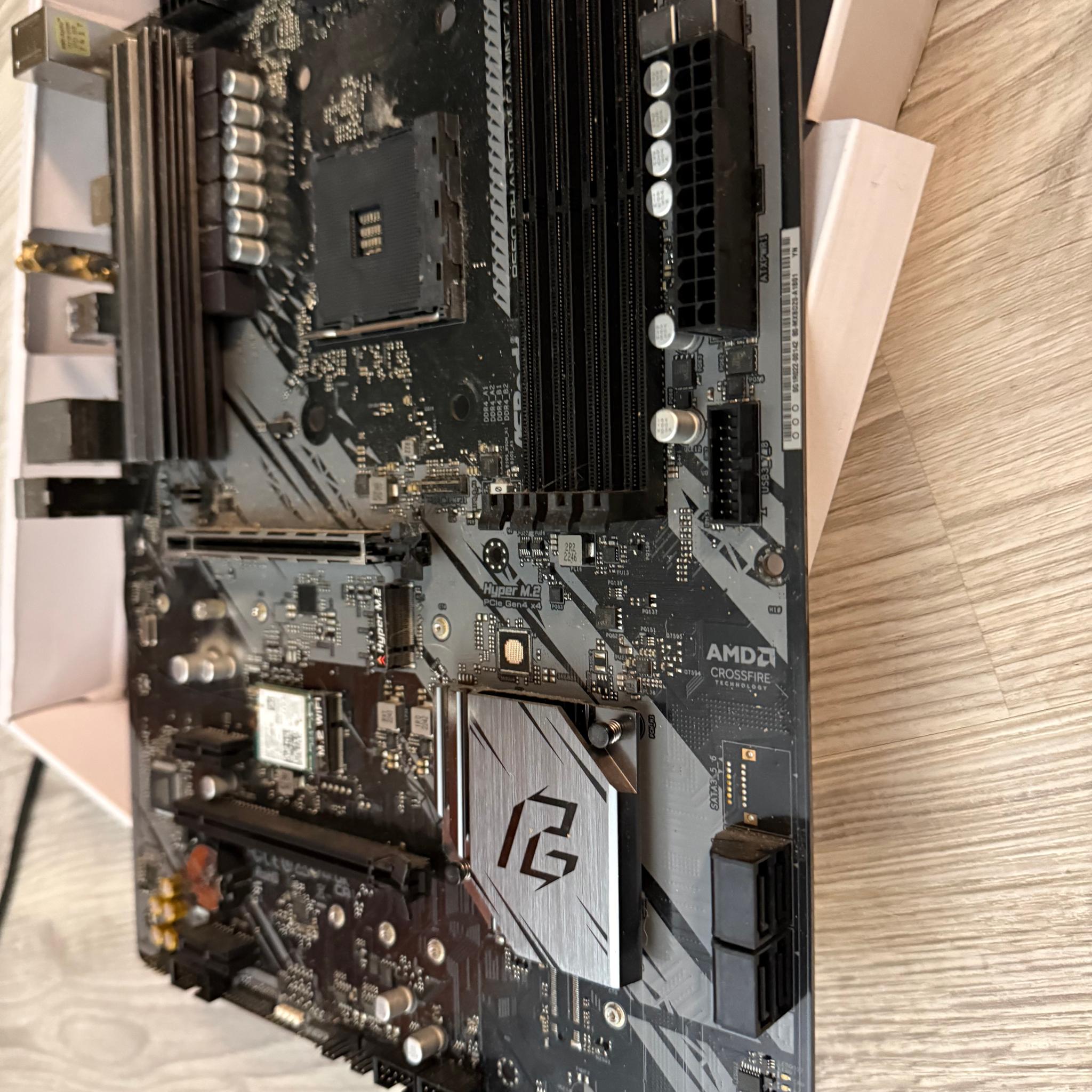 Used AsRock b550 Phantom Gaming 4/ac