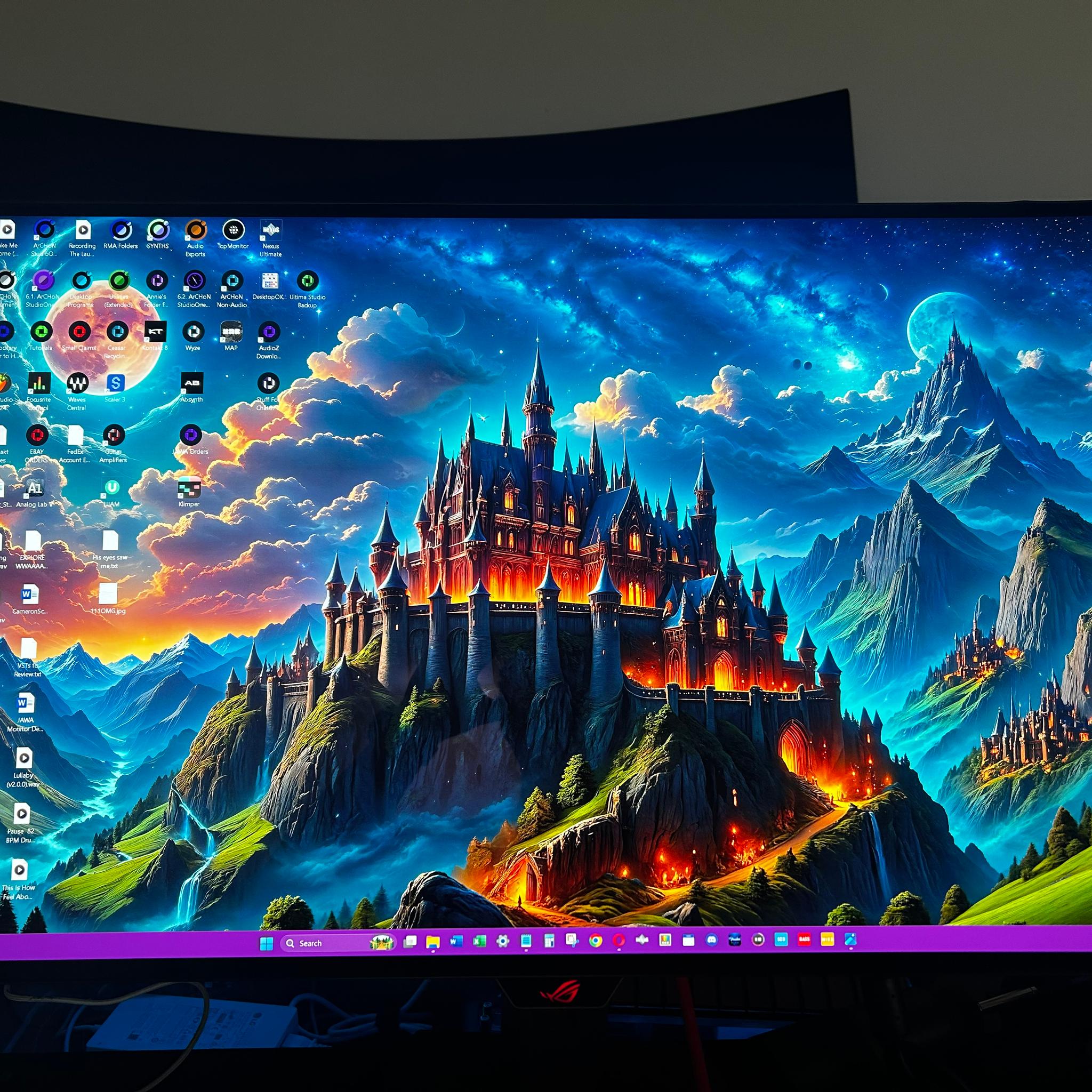 ASUS ROG Strix 32" 4K OLED (3840 x 2160) (240Hz) Gaming Monitor (Only 9hrs Used!) (PRICE DROP!!!)