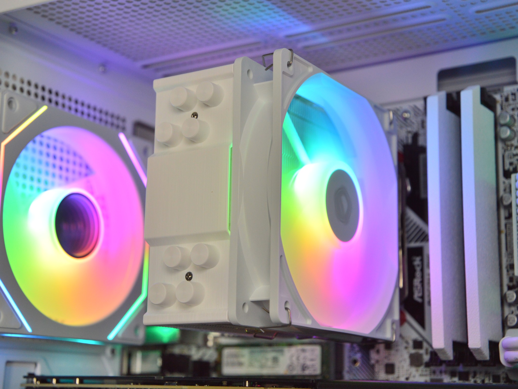 ⚪⚪ | RTX 5060Ti 8GB| RYZEN 5 8400F | 16 GB DDR5 RAM | 1TB NVME SSD | WhiteOut |