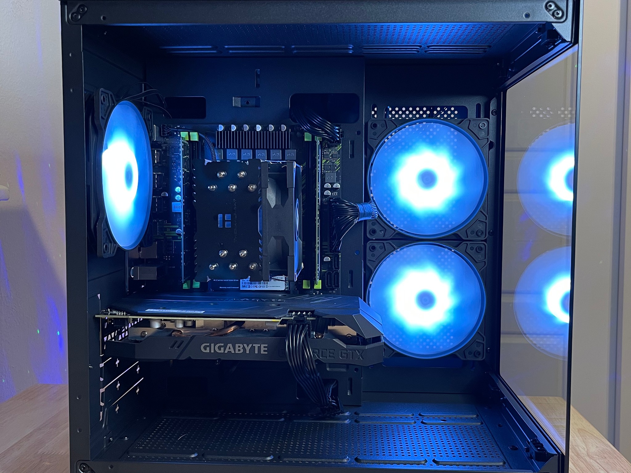 GTX 1660 Super + i7-5960X 8 Core 16 Thread + 32GB Ram