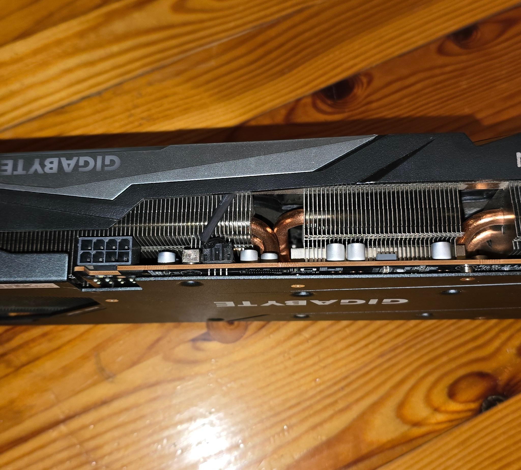 Refurbished GIGABYTE RX 7600
