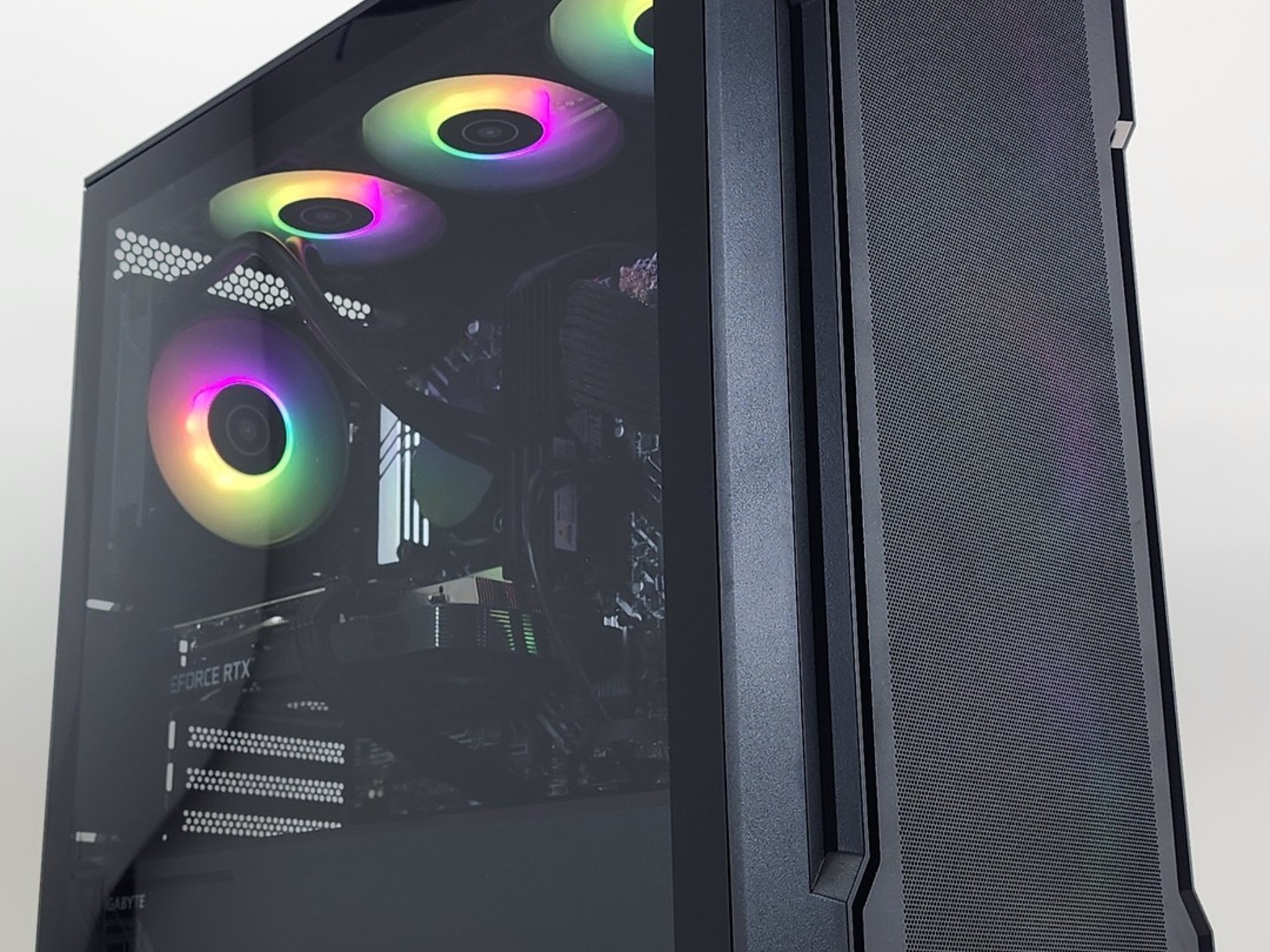 Gaming PC i5-12600KF 32GB RAM 1TB SSD RTX 3070 8GB Windows 11 Computer