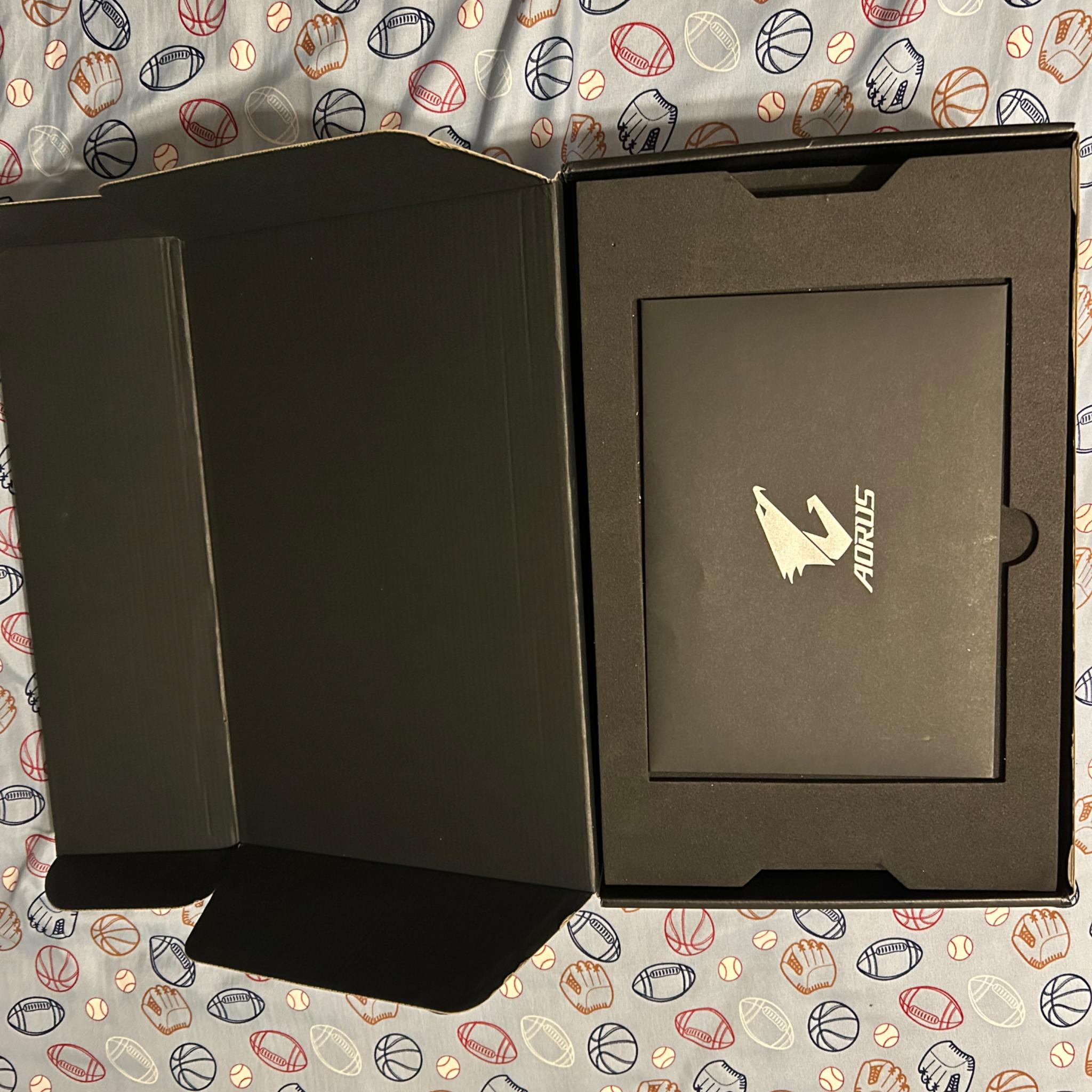 Auros 3070 TI 8GB LCD Screen