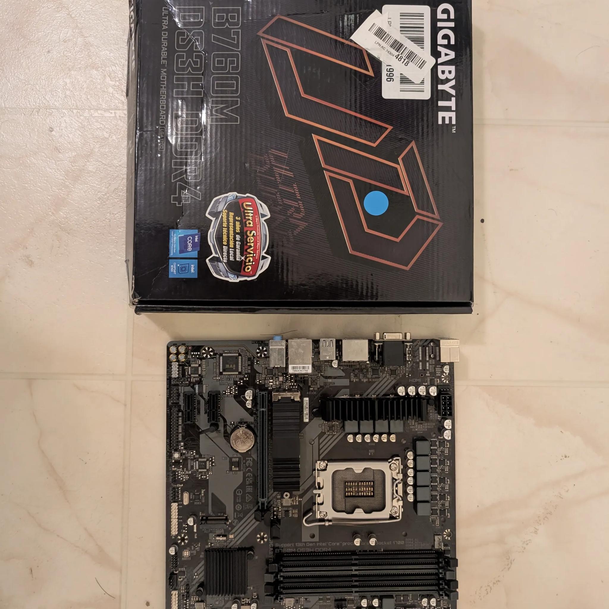 GIGABYTE B760M DS3H DDR4 (LGA 1700/ Intel/ B760/ M-ATX/ DDR4/ Dual M.2/ PCIe 4.0)