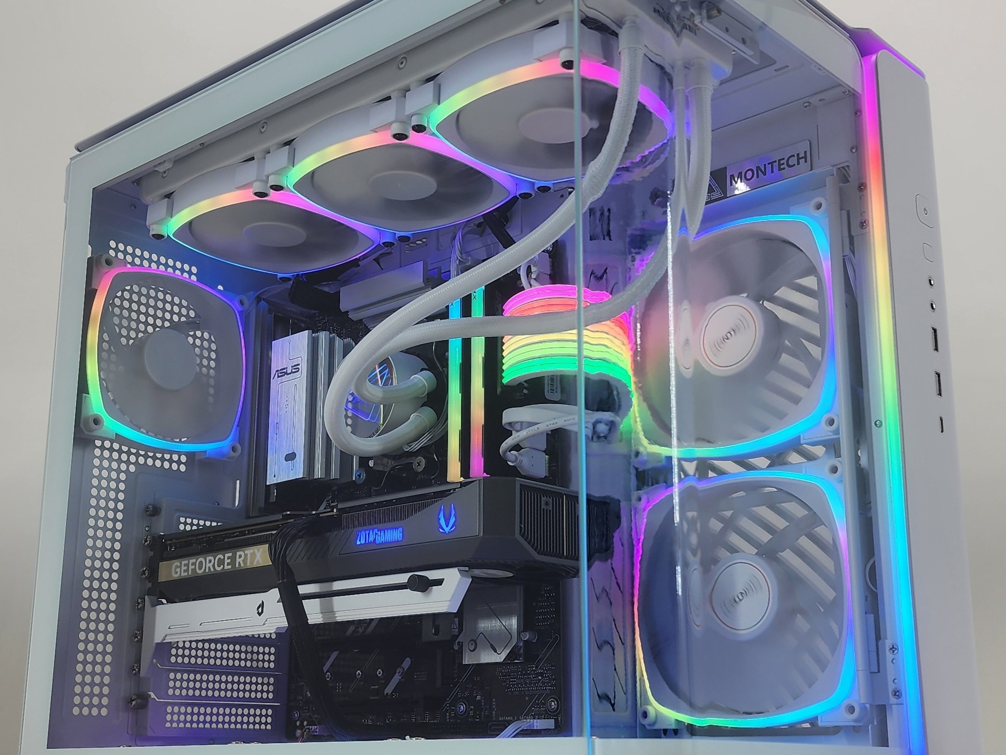 Gaming PC Ryzen 7 9700X 32GB RAM 2TB SSD RTX 5070 12GB Windows 11 Computer