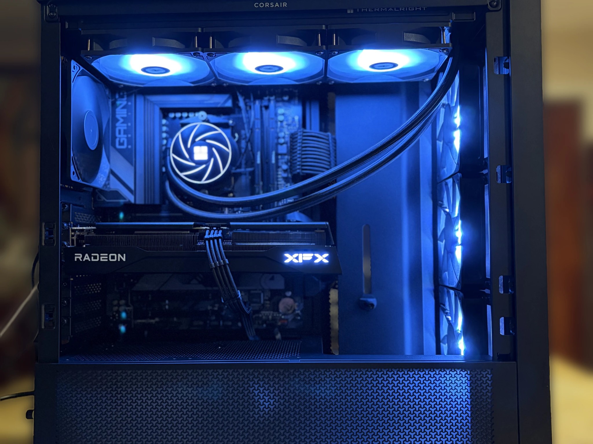 Black Gaming PC | 9060XT 16GB | Ryzen 5 7500F | 32GB 6000 mhz RAM | 1TB SSD | ON BOARD WiFi + BT