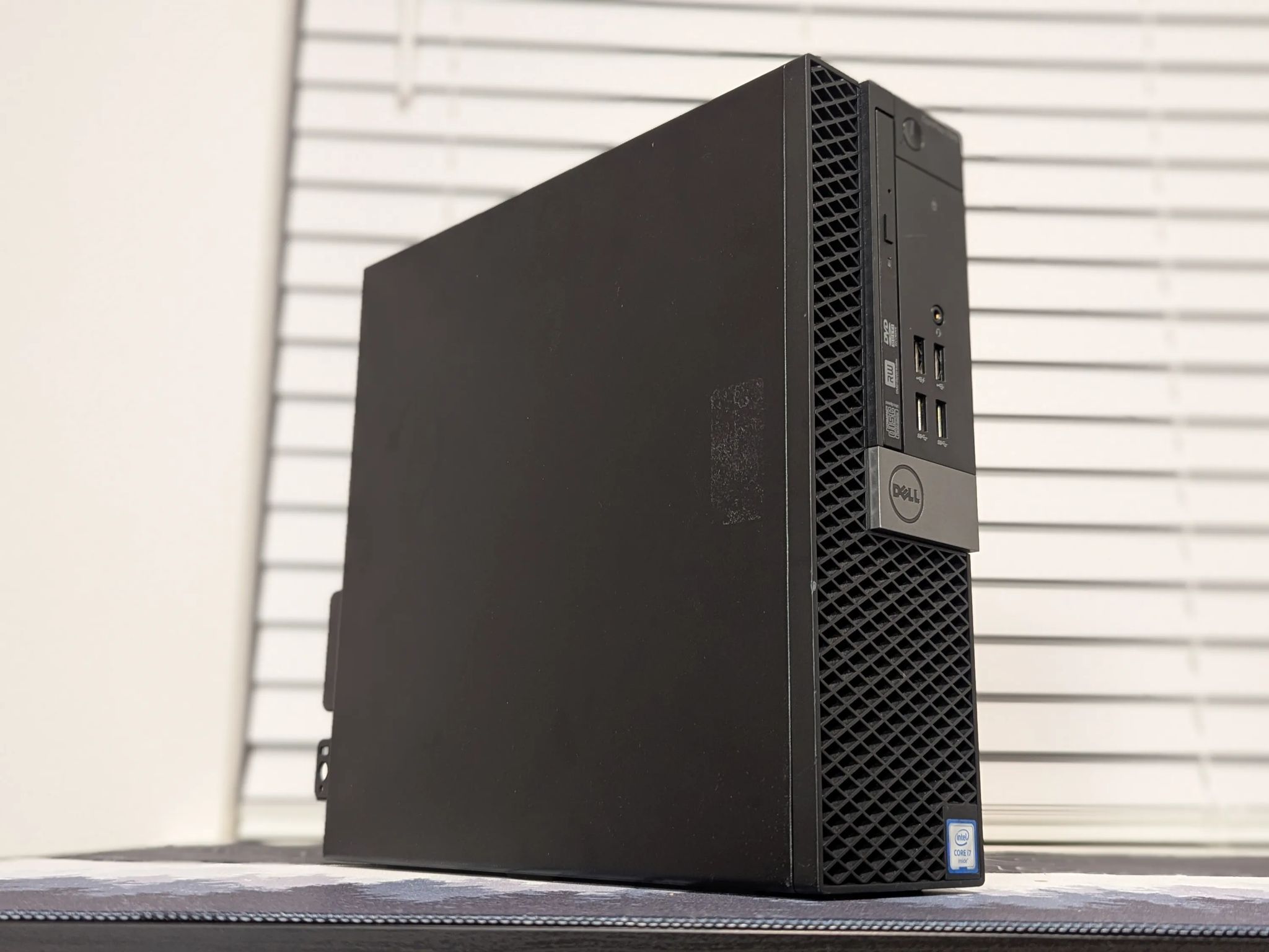 💰SALE 💰🖥️ Budget E Sports Gaming PC 🎮 AMD R7 450 (4gb) ⚫ i3-6100 ⚫ 16GB DDR4 ⚫ 256GB M.2