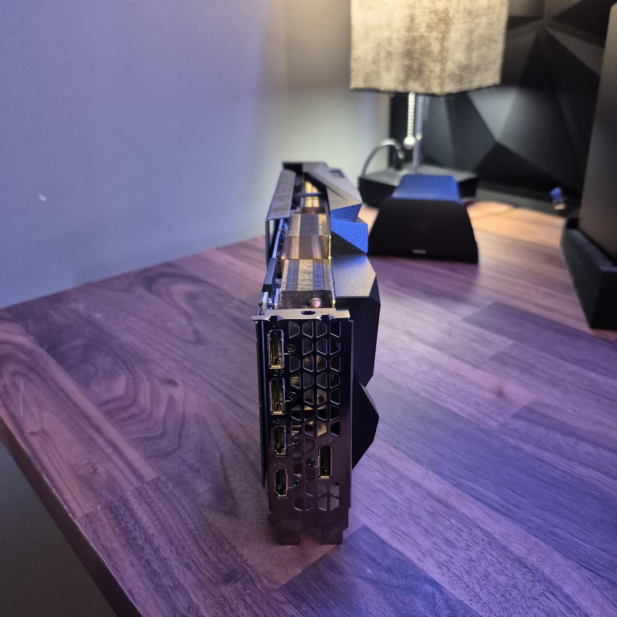 RTX 3090 24 GB VRAM