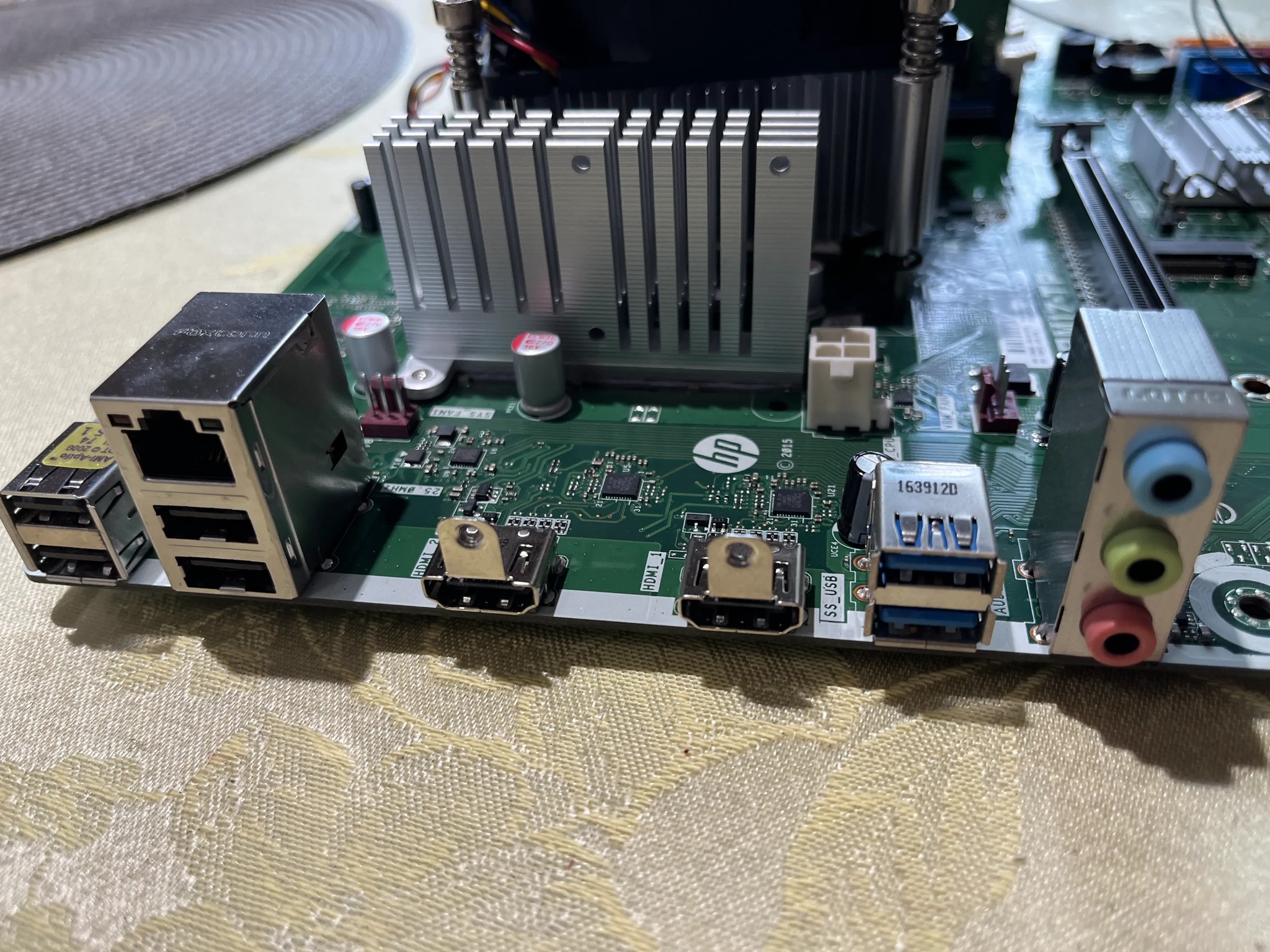 HP Thimphu Motherboard with i7-7700 CPU, 16GB DDR4 RAM, Wi-Fi & Red RGB Fan