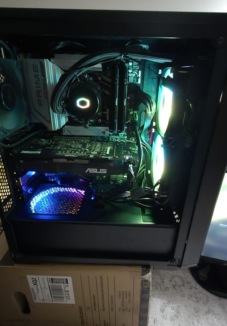 AMD Gaming PC Ryzen 7900X,Asus prime x670P, 32GB G.Skill Flare FX5 RAM, Asus AMD RX 580, AOI
