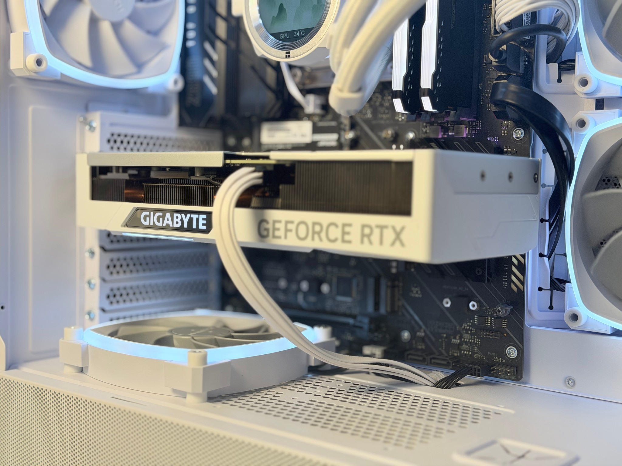 🤍❄️ Snow Day | i9-12900K | RTX 4070 Super | 32GB DDR4 | 2TB Gen4 | 360mm LCD AIO ❄️🤍