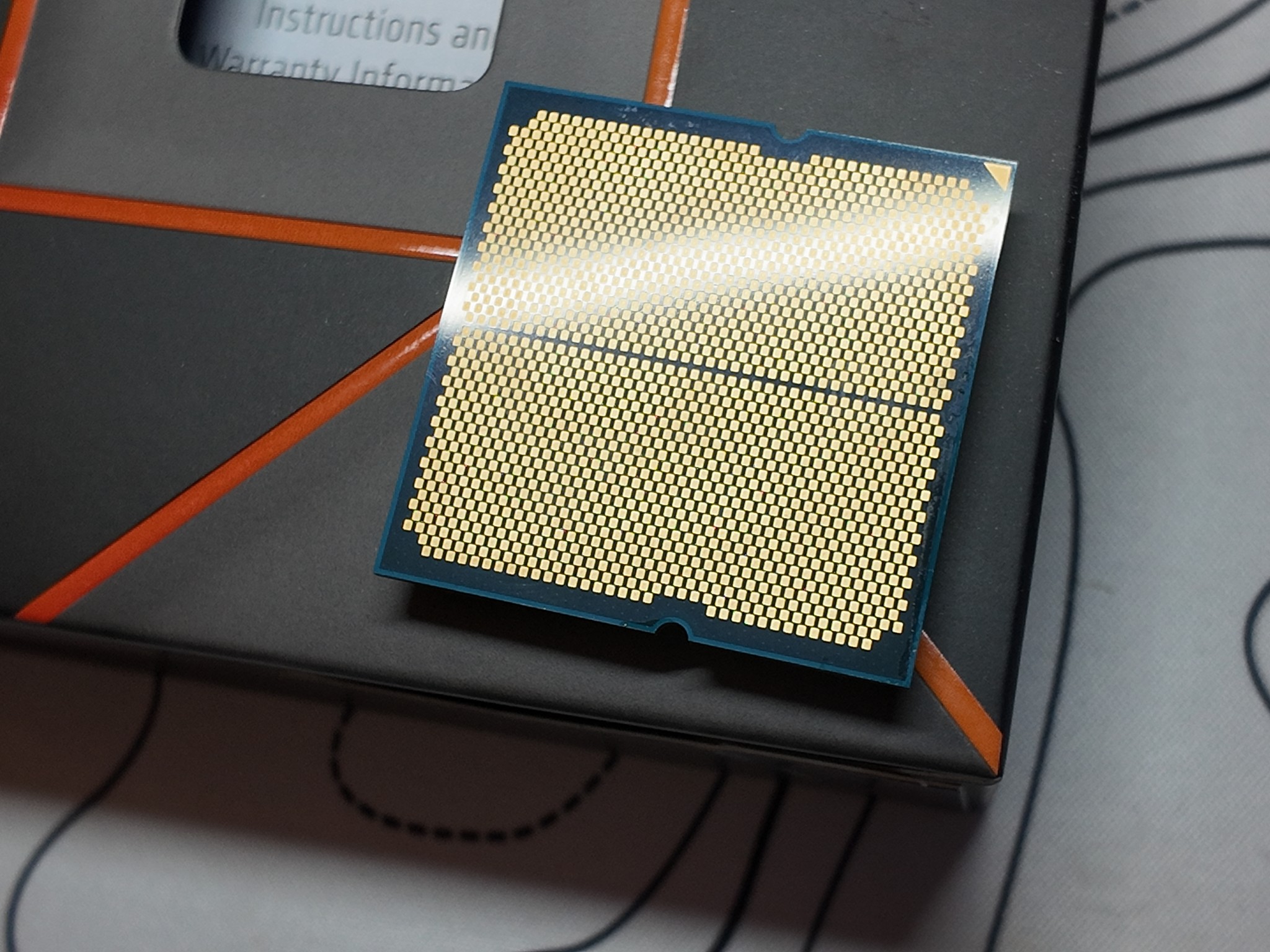 AMD Ryzen 9 9900X