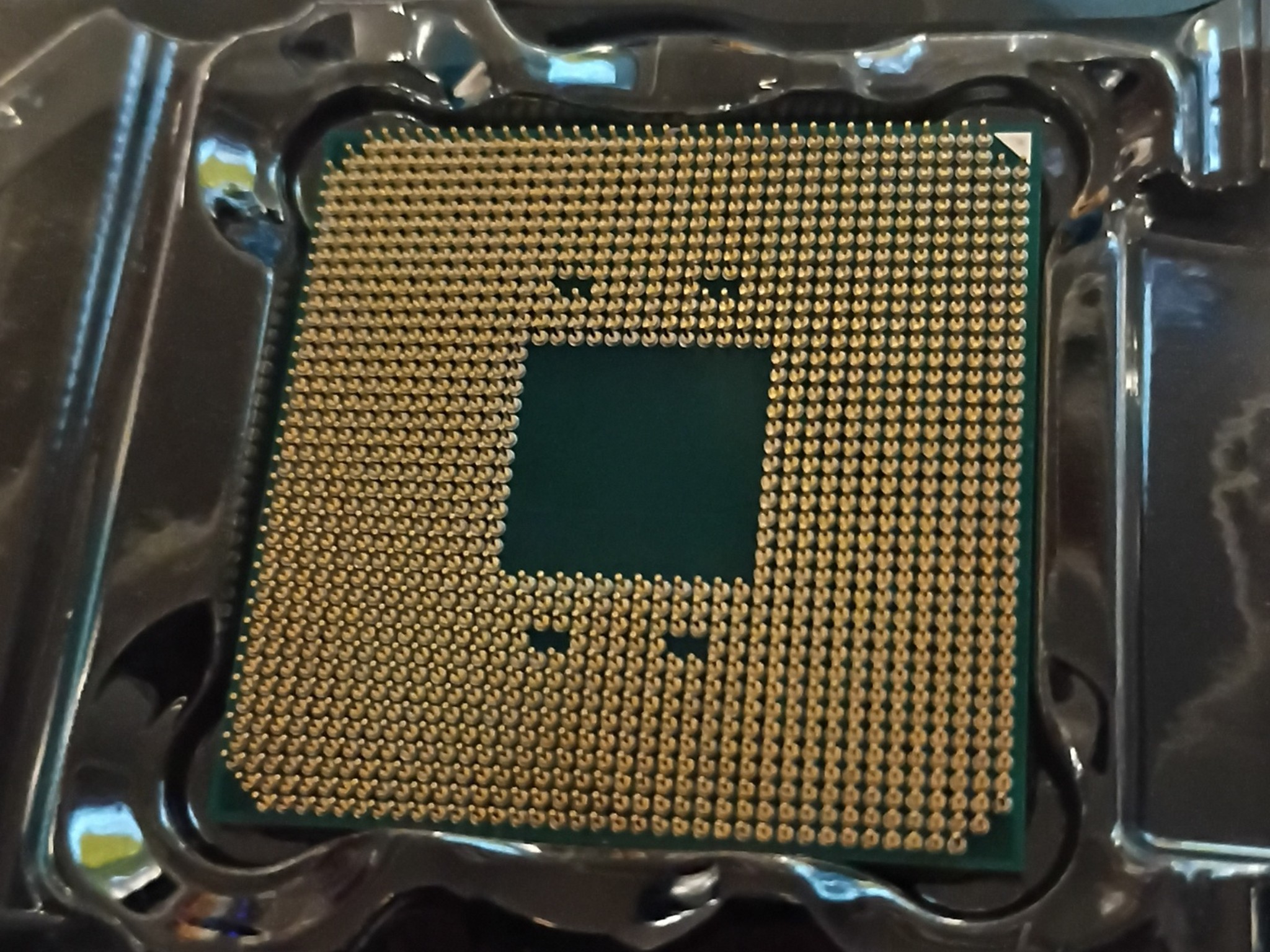 AMD Ryzen 7 3700X