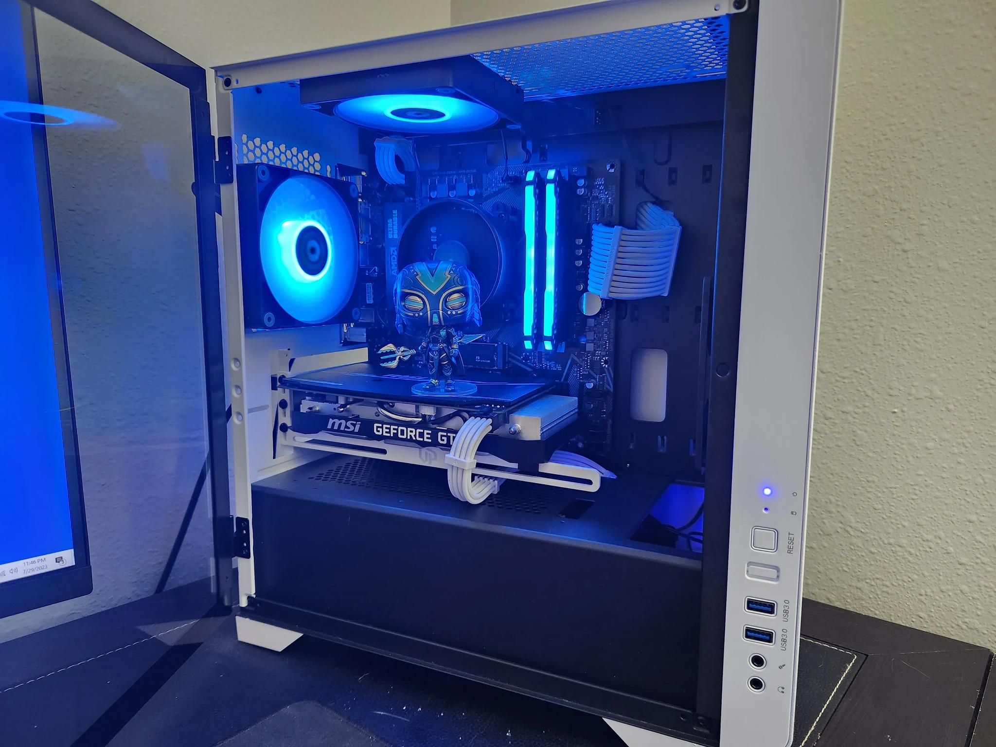 Great budget gaming PC! Ryzen 5 5500, GTX 1660S, 16 GB Ram, 1 TB SSD. Highly upgradable!