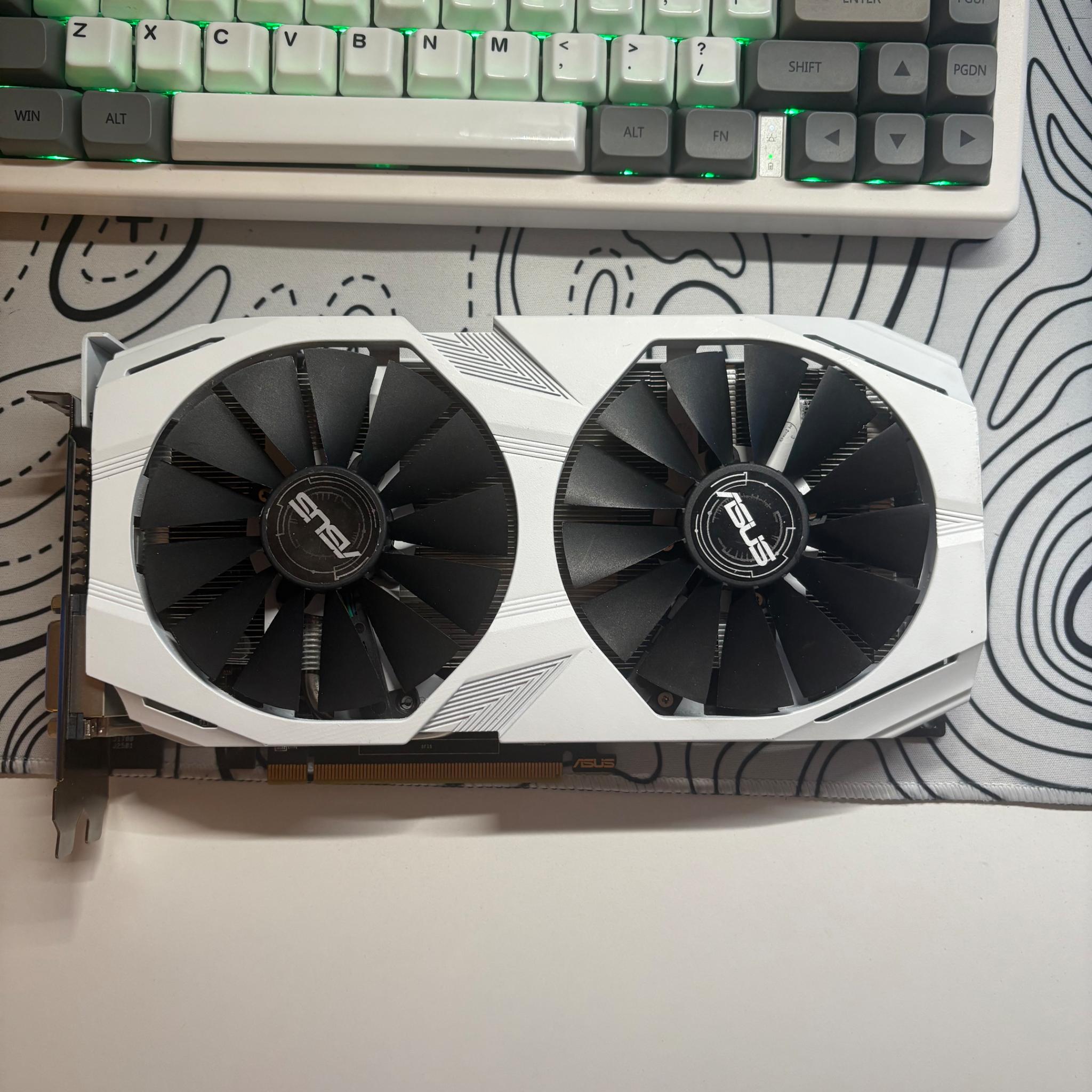 ASUS Duel RX 580 4GB Custom White Spray Painted
