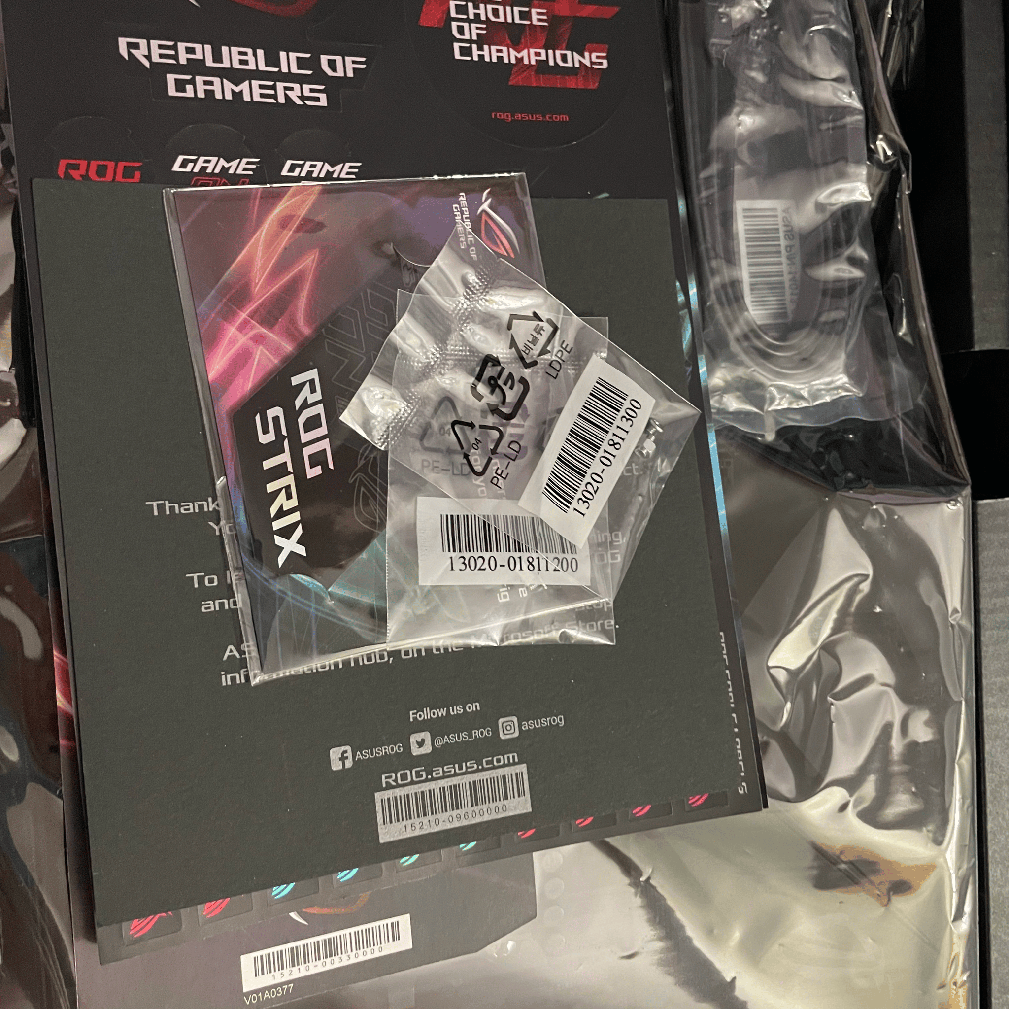 Used Ryzen 5 2600 cpu , ASUS ROG Strix B450-f mobo, and 16gb 3200 Corsair Vengeance LPX ram