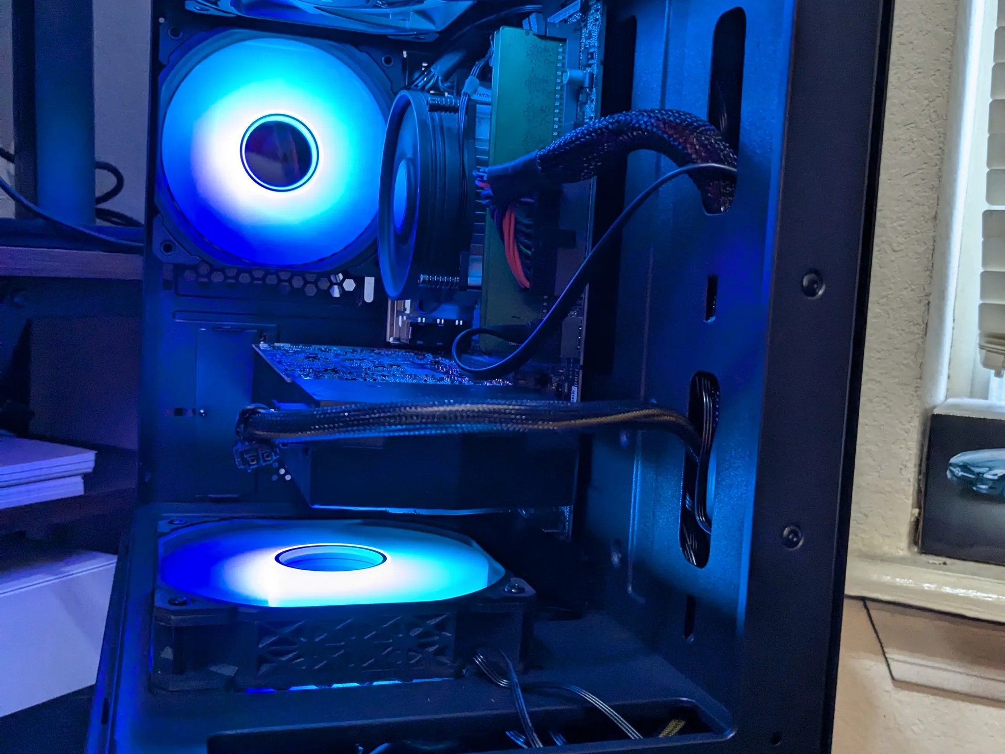 144+ FPS Fortnite, 180 Day Warranty, WiFi, RGB, Win10, i7-6700, GTX 1060 6GB, 256GB + 2TB