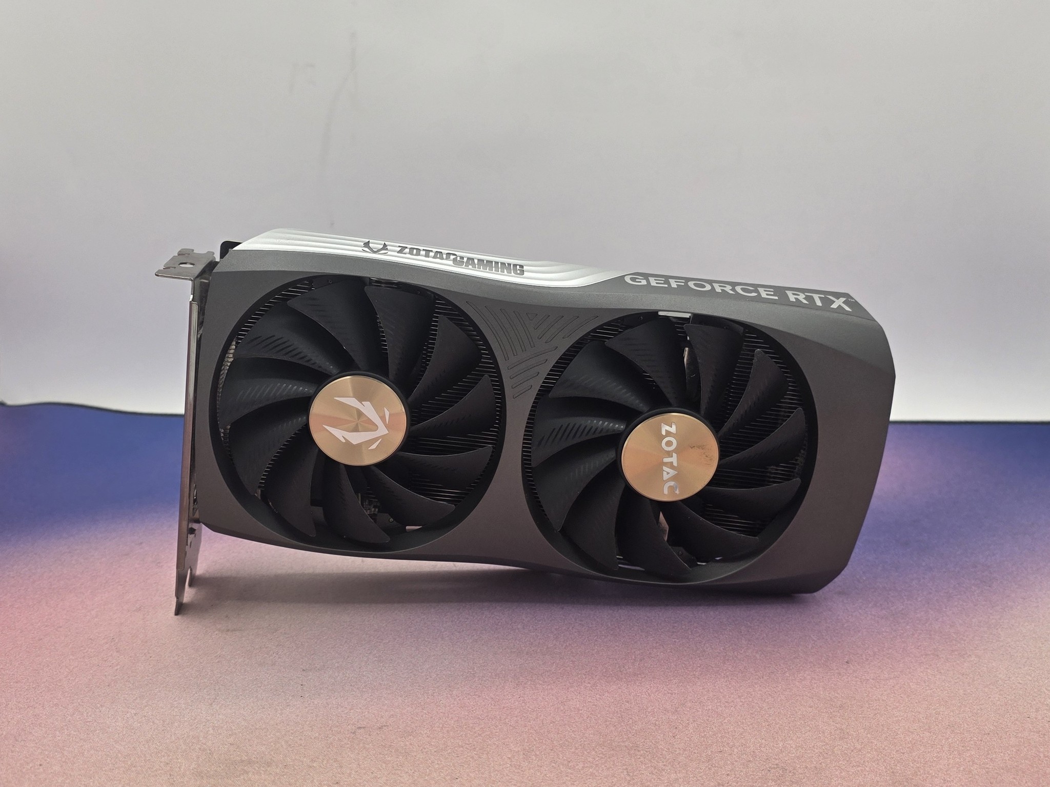 ZOTAC GAMING AMP GeForce RTX 4060 Ti 16G