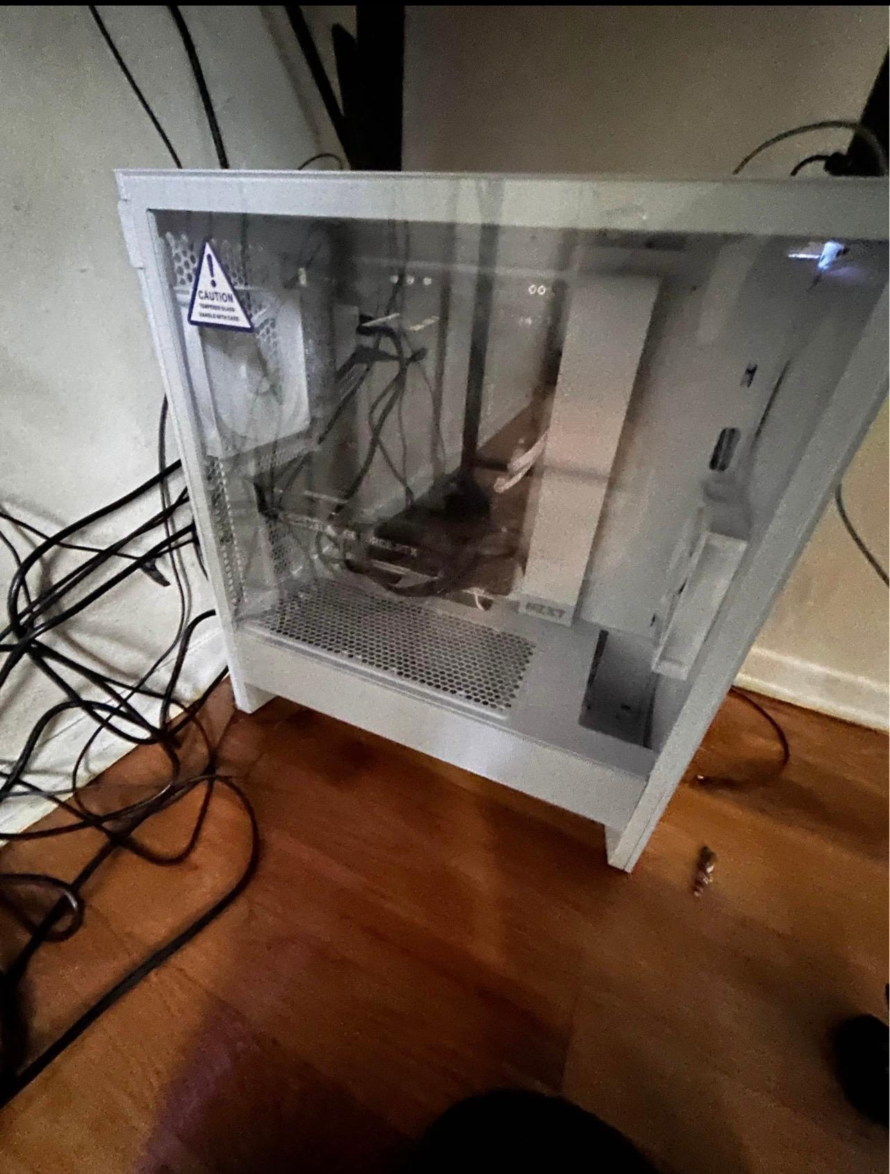 PC - Ryzen 5 9600X, 32GB RAM, 1TB NVMe SSD