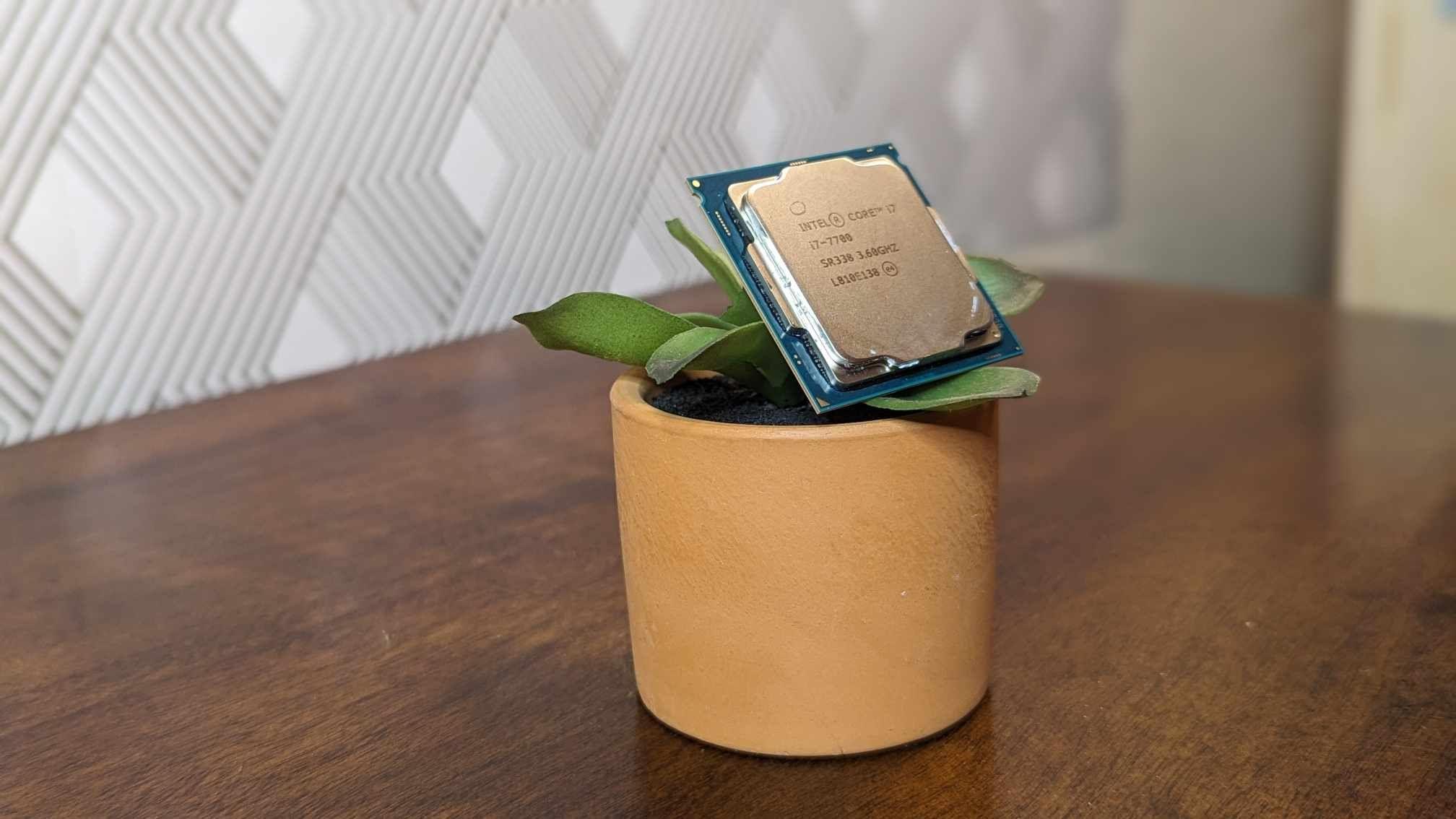 Intel Core i7-7700 - 4 Core/8Thread - LGA1151 Socket - Intel 100/200 Chipset - Tested working!