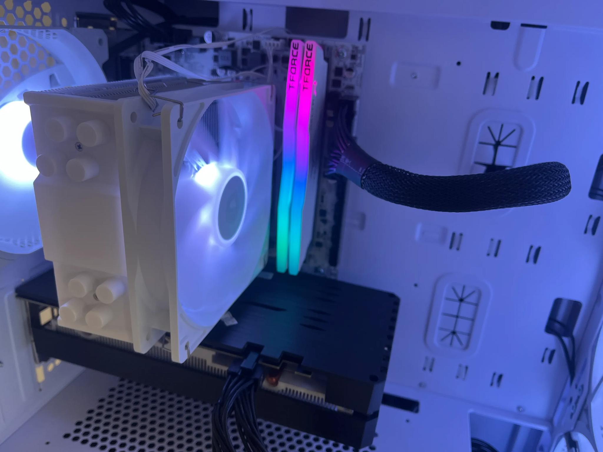 RTX 3060m / Ryzen 5 5500 | WIFI | 32GB Ram | 1TB SSD | Windows 11 Activated
