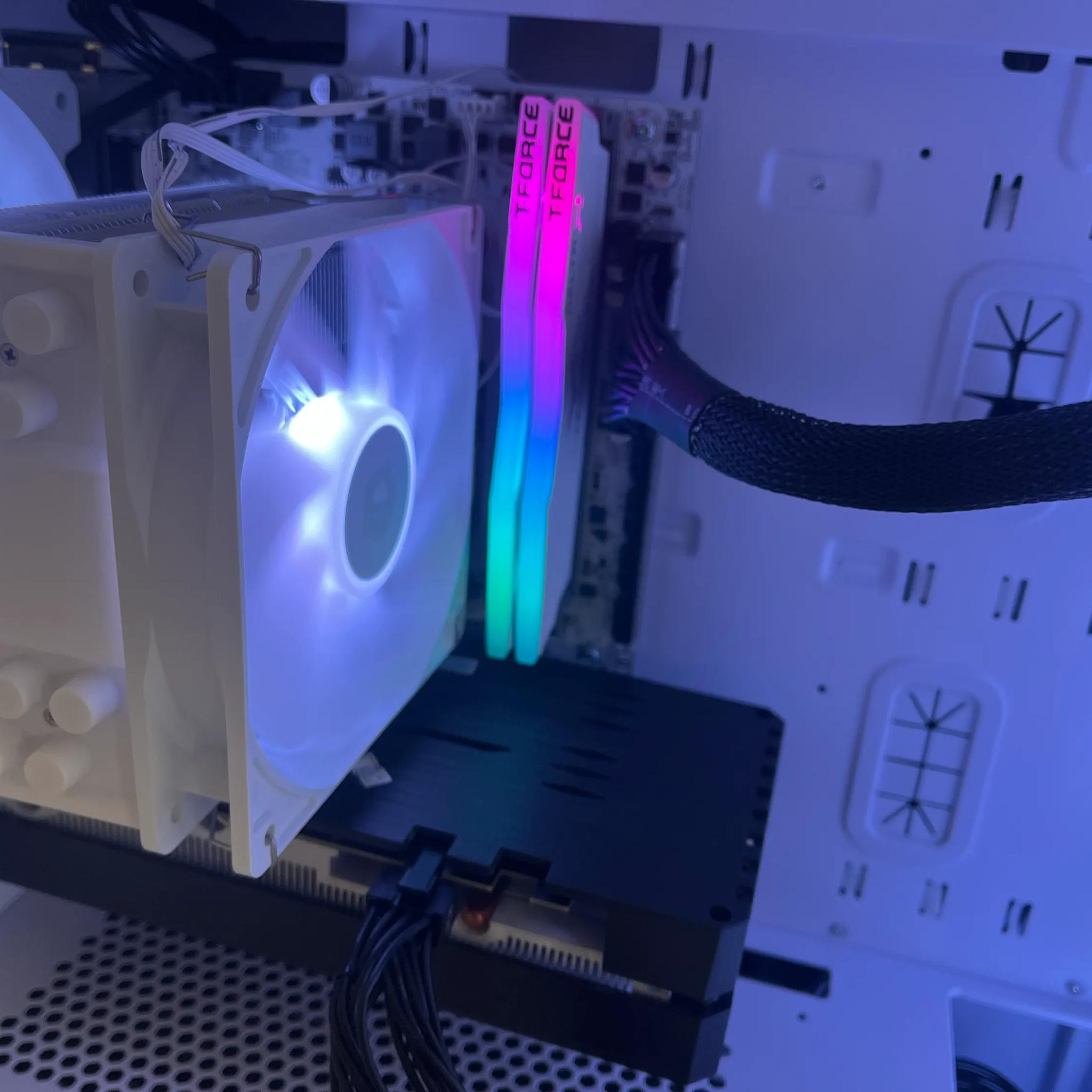 RTX 3060m / Ryzen 5 5500 | WIFI | 32GB Ram | 1TB SSD | Windows 11 Activated
