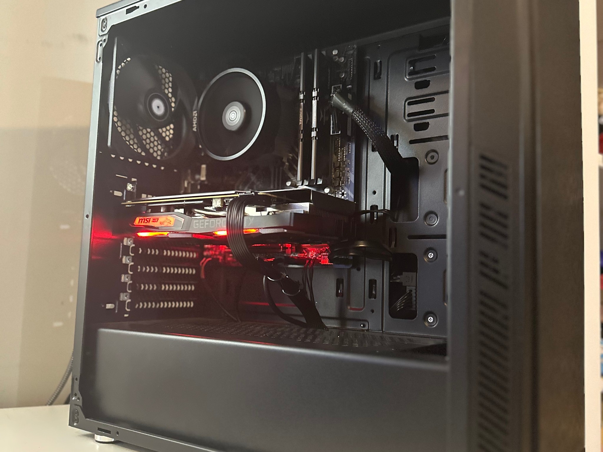 ⚫️ Stealth ⚫️ 1660 Ti | Ryzen 5 3600 | 16GB 3600Mhz RAM | 1.4TB Storage
