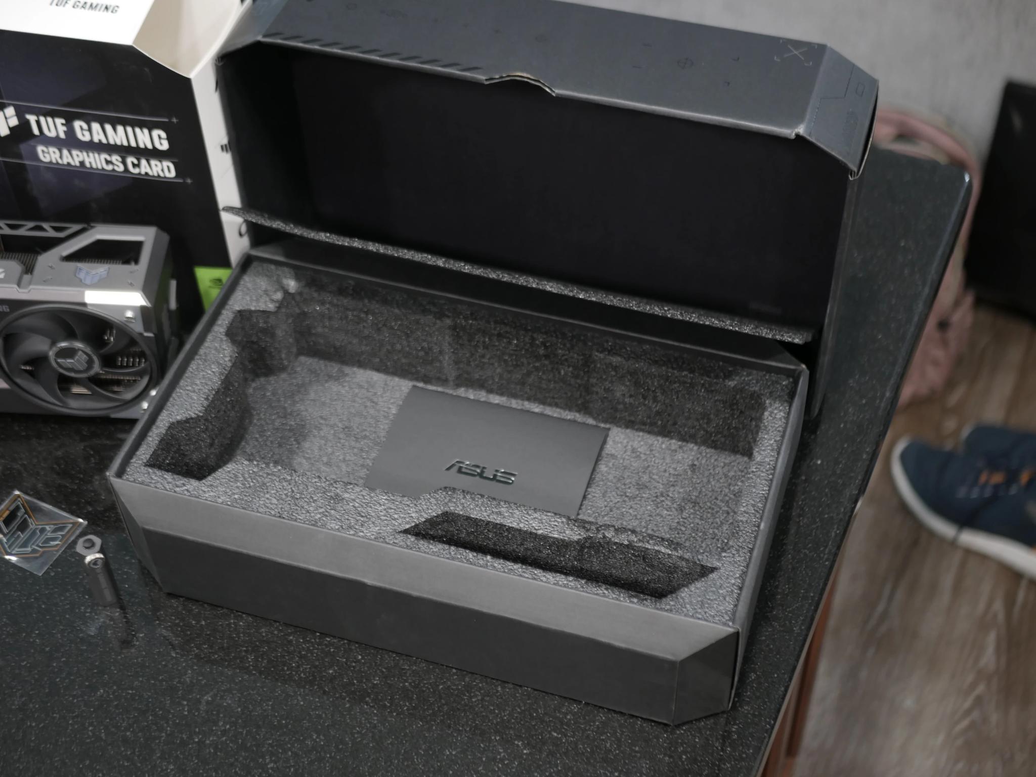 RTX 5080 Asus TUF Gaming OC EDITION