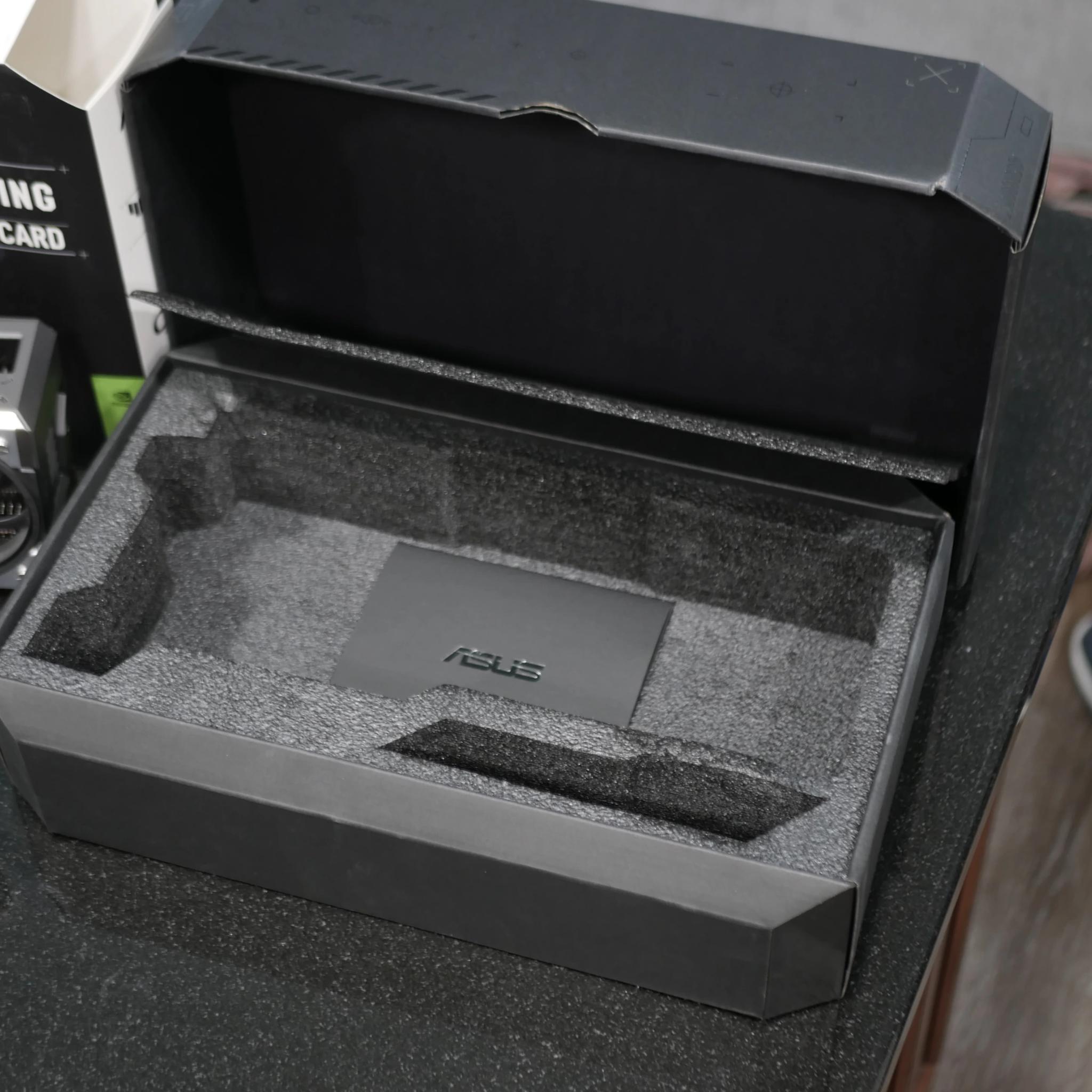 RTX 5080 Asus TUF Gaming OC EDITION