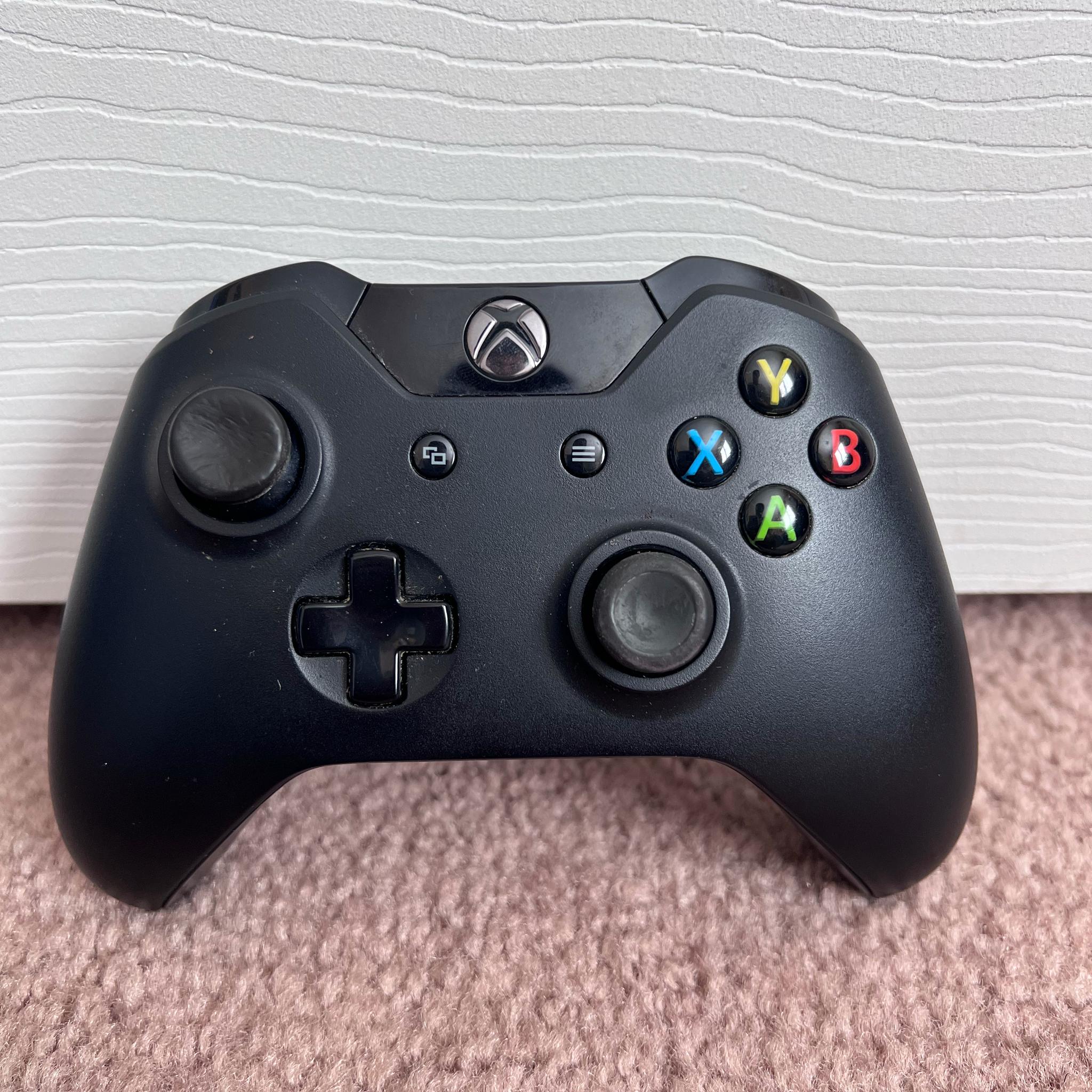 Xbox One First Gen Original Controller (For Parts)